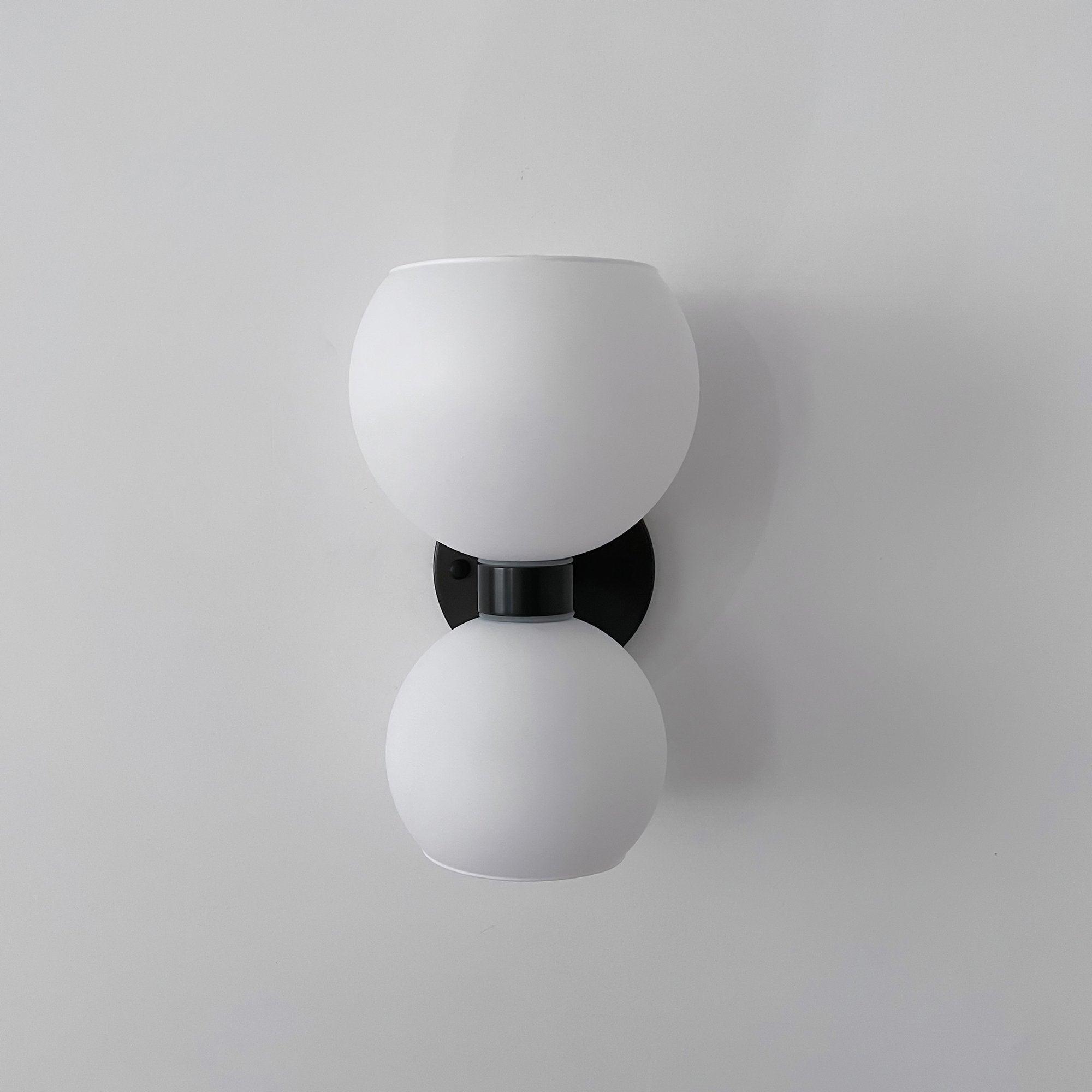 round-pearl-sconce-anzaz--41