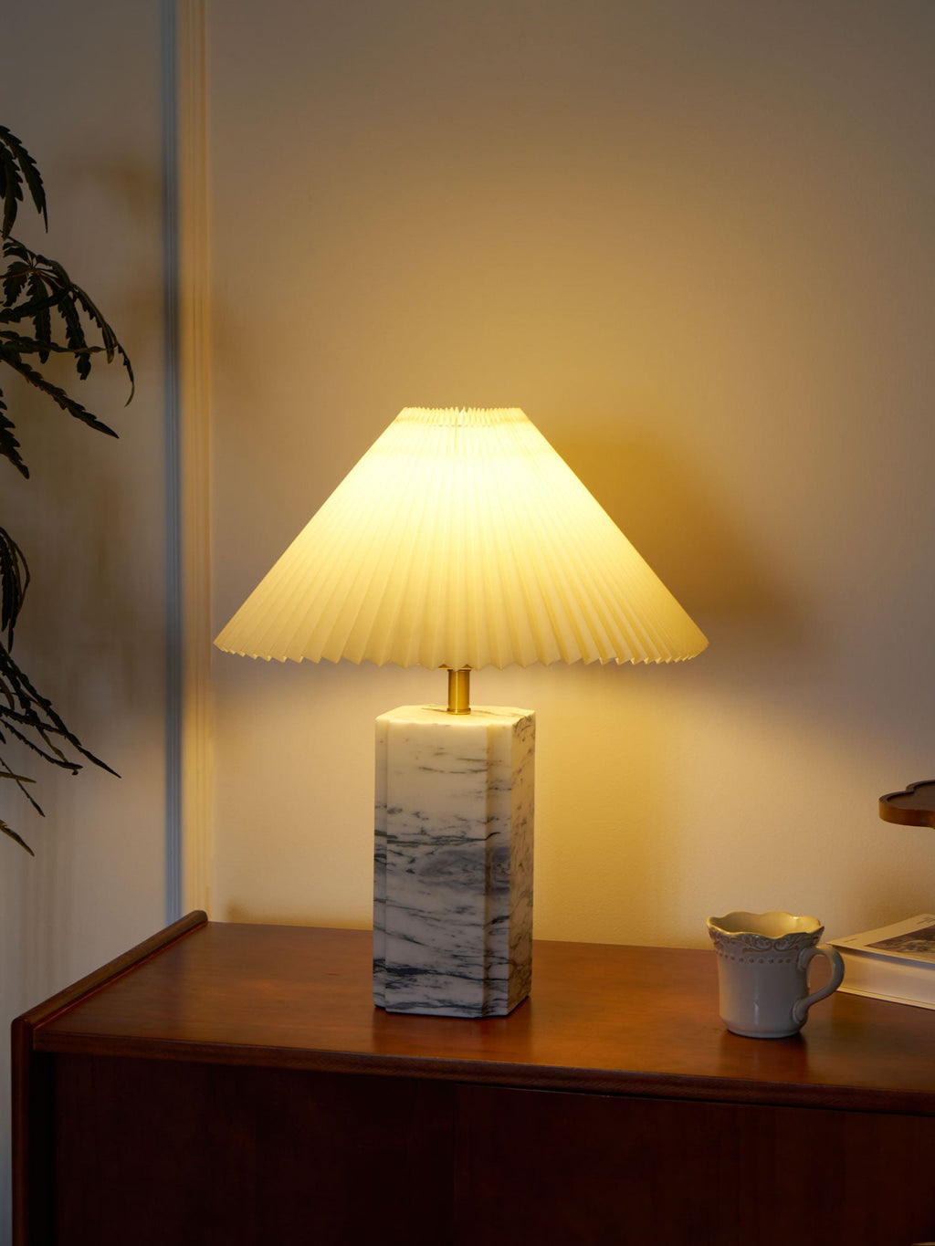 bianca-marble-table-lamp-anzaz--26
