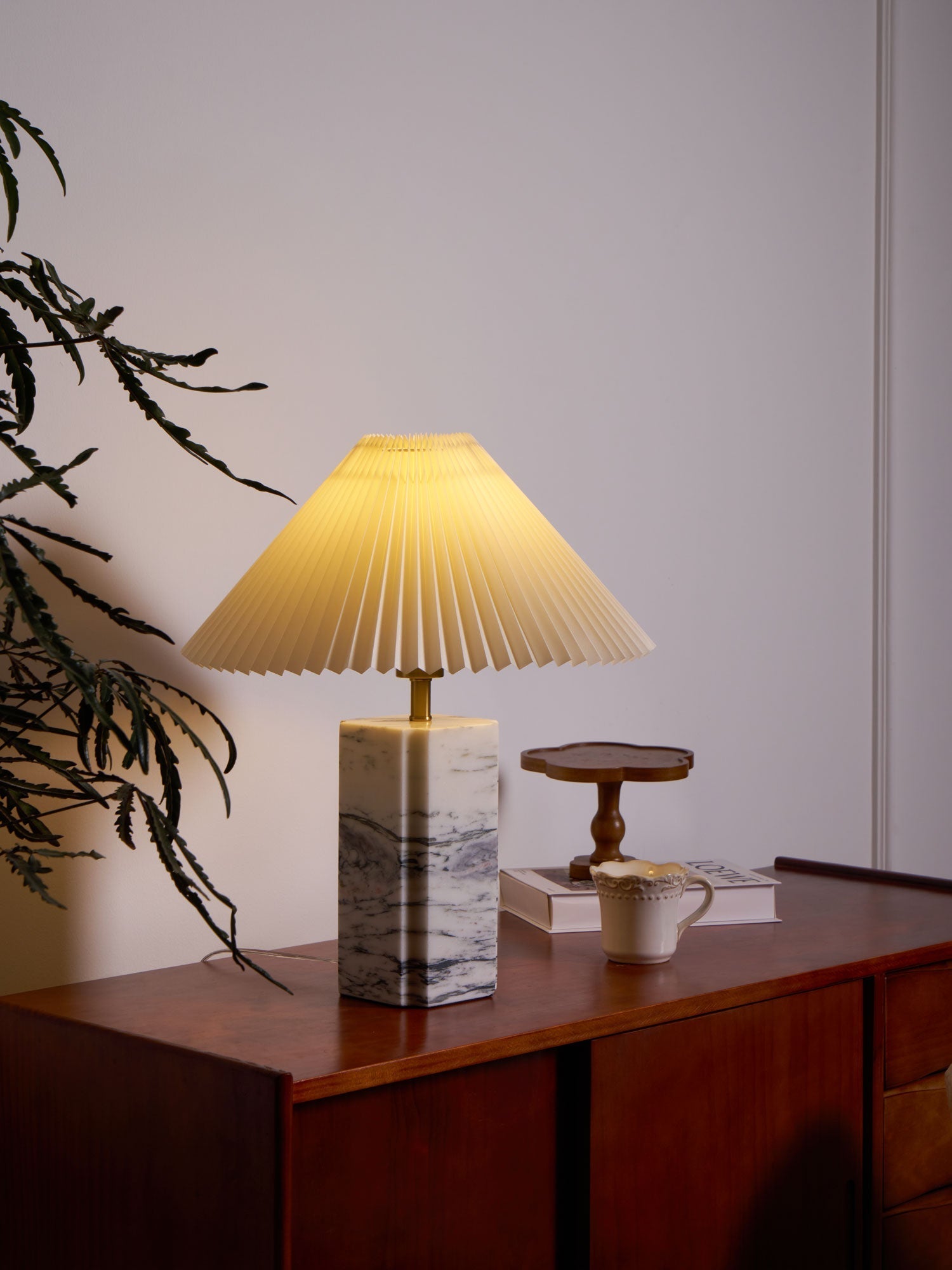 bianca-marble-table-lamp-anzaz--13