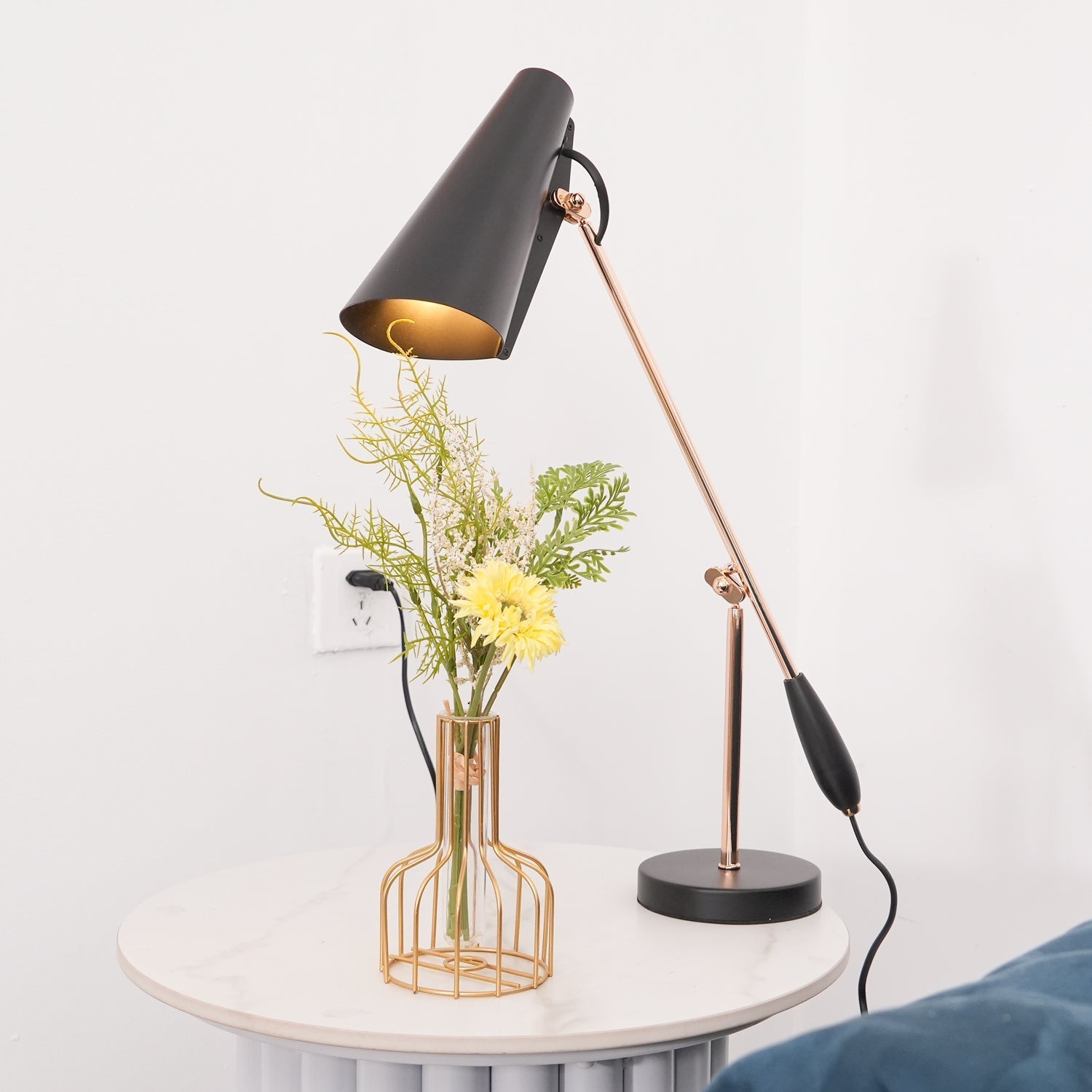 birdy-table-lamp-anzaz-Gold & Black-3