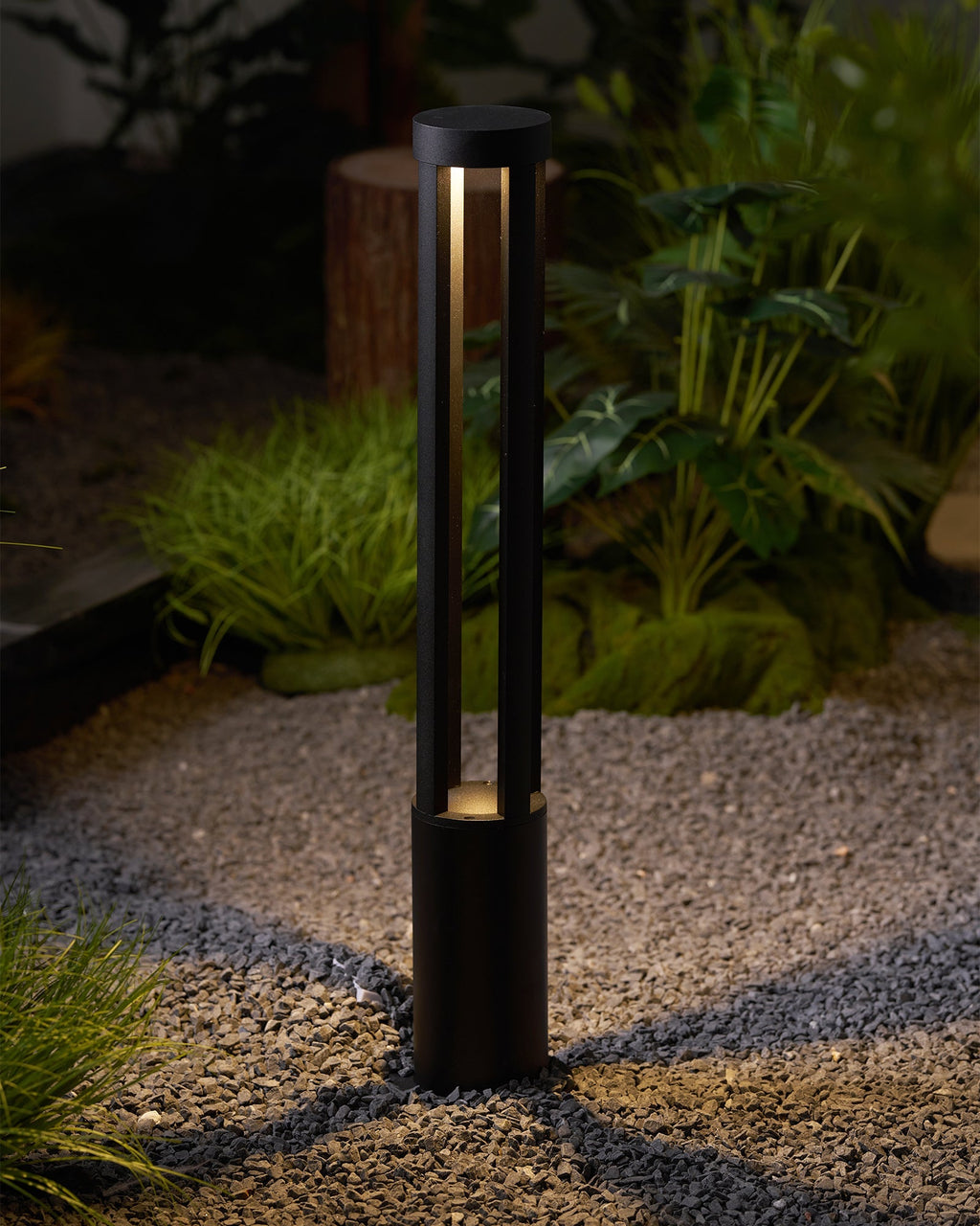 black-cylindrical-garden-outdoor-light-anzaz--8