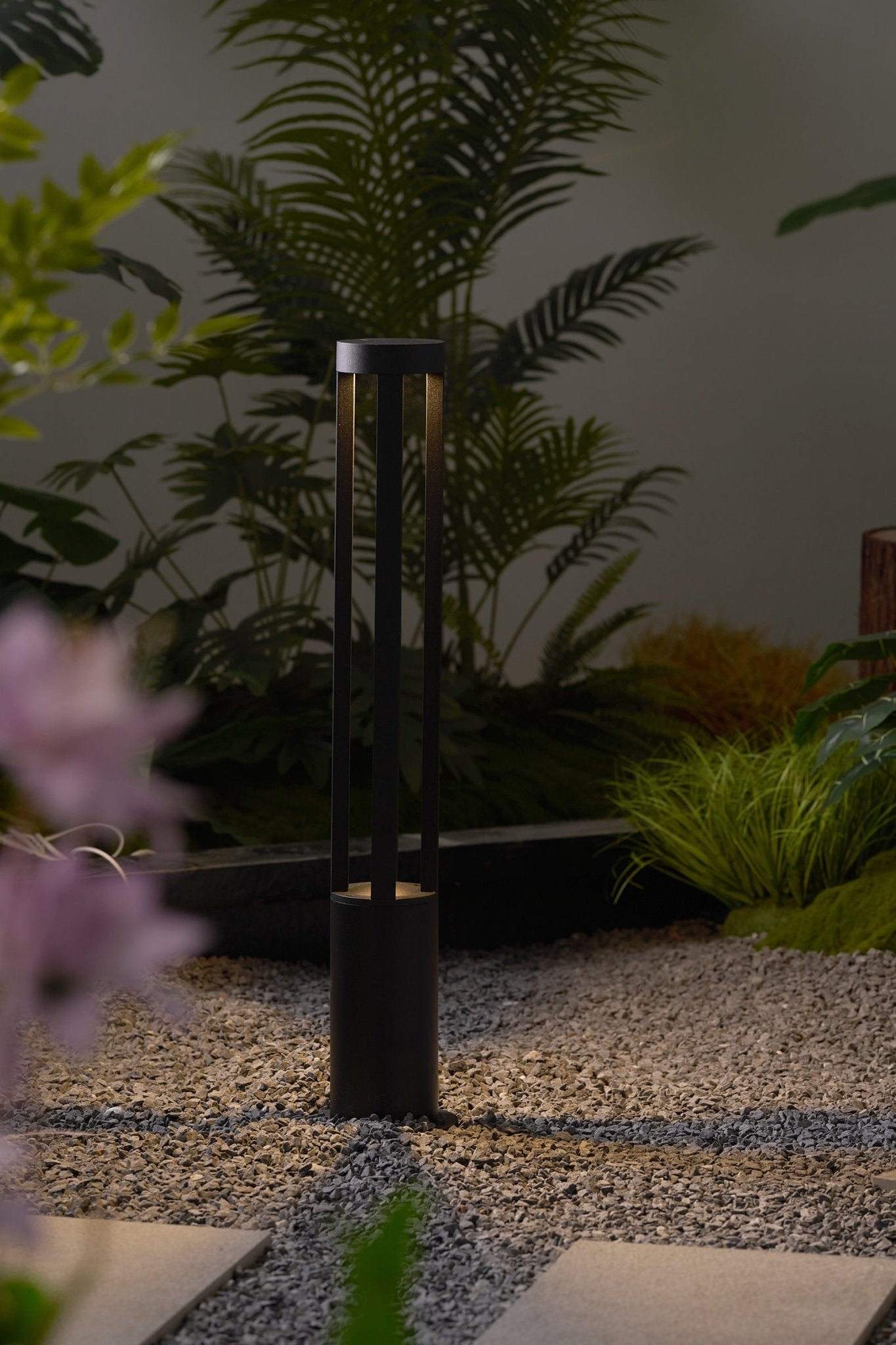 black-cylindrical-garden-outdoor-light-anzaz--18