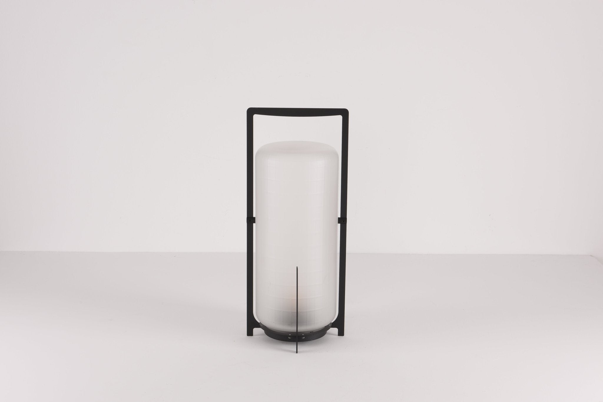 black-twilight-lantern-table-lamp-anzaz--45