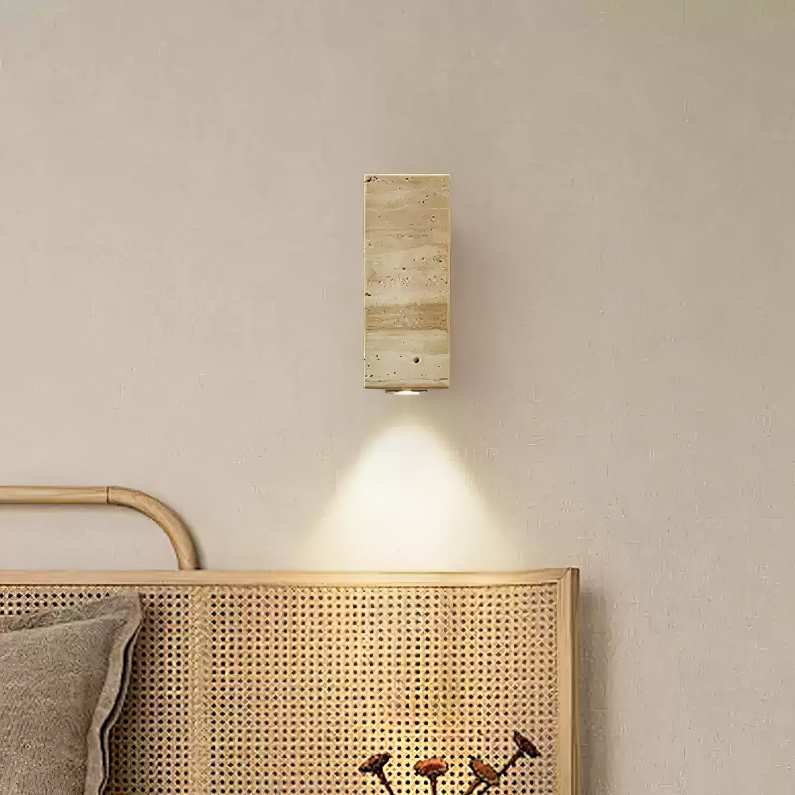 blend-plug-in-wall-sconce-anzaz--9