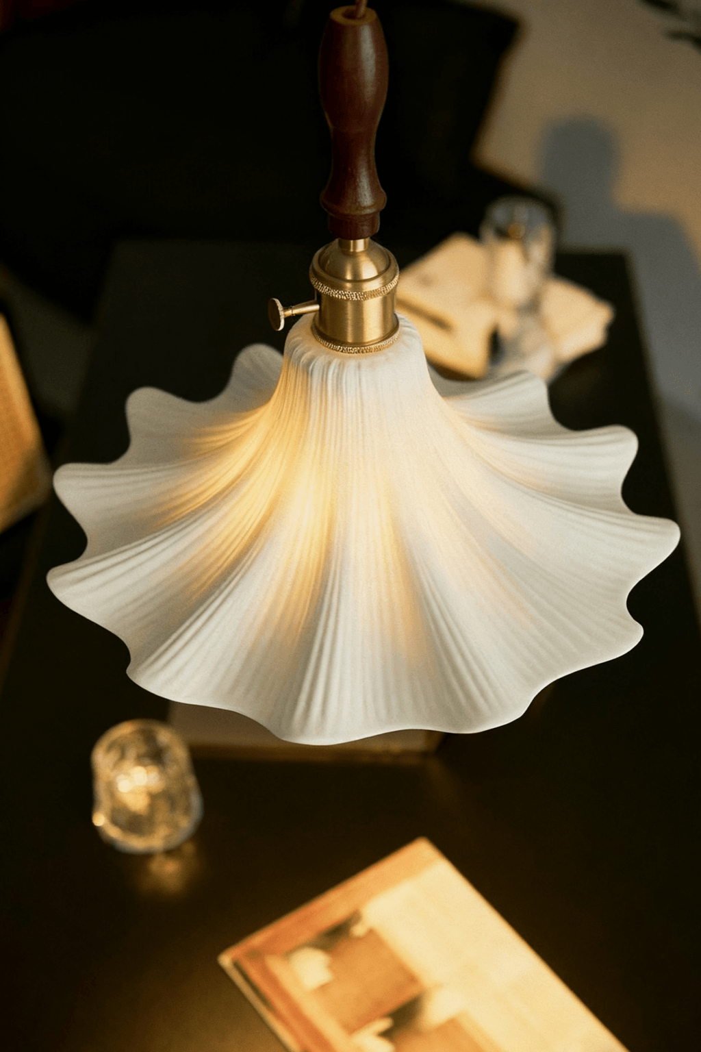 bloom-twist-pendant-lamp-anzaz--10