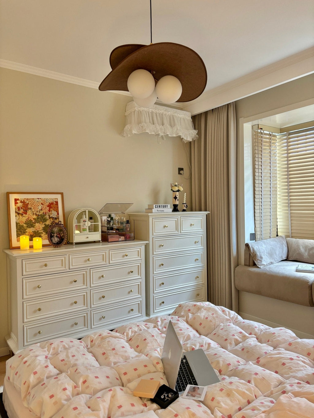 bloom-petals-chandelier-anzaz--18