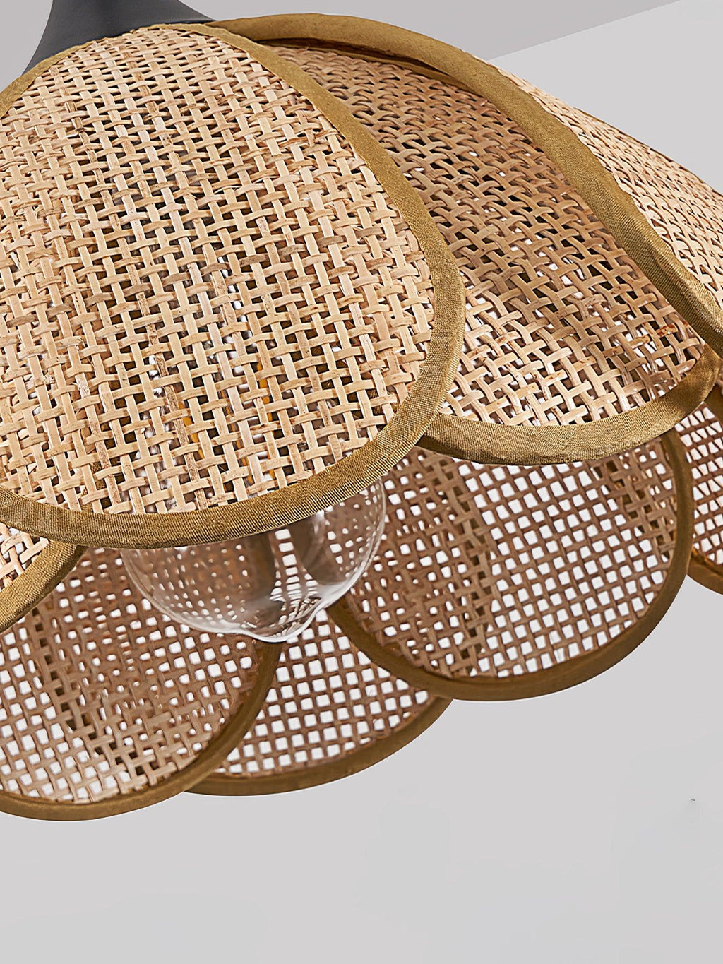 bloom-rattan-pendant-lamp-anzaz--8