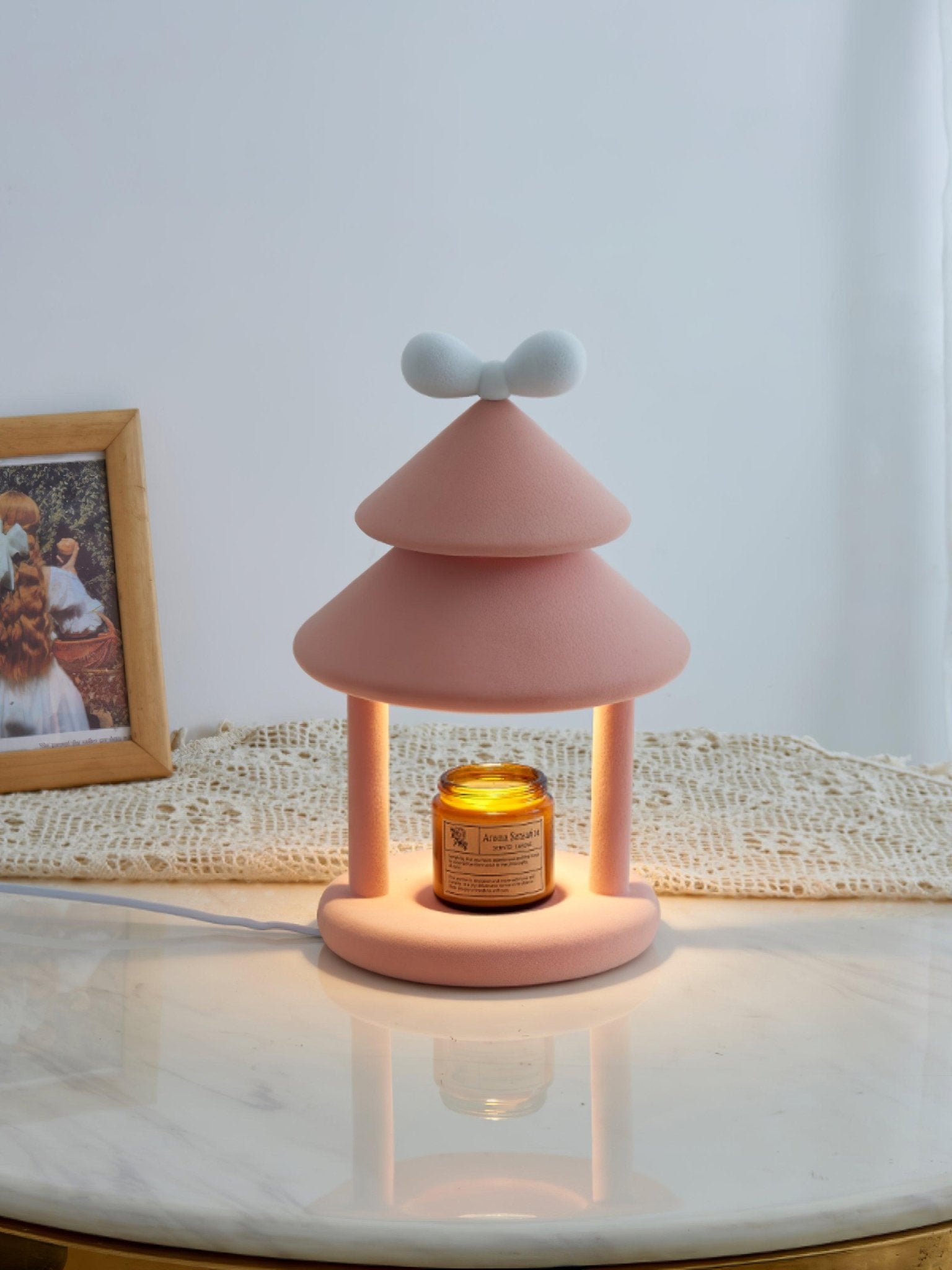 bow-tie-cone-table-lamp-anzaz--7