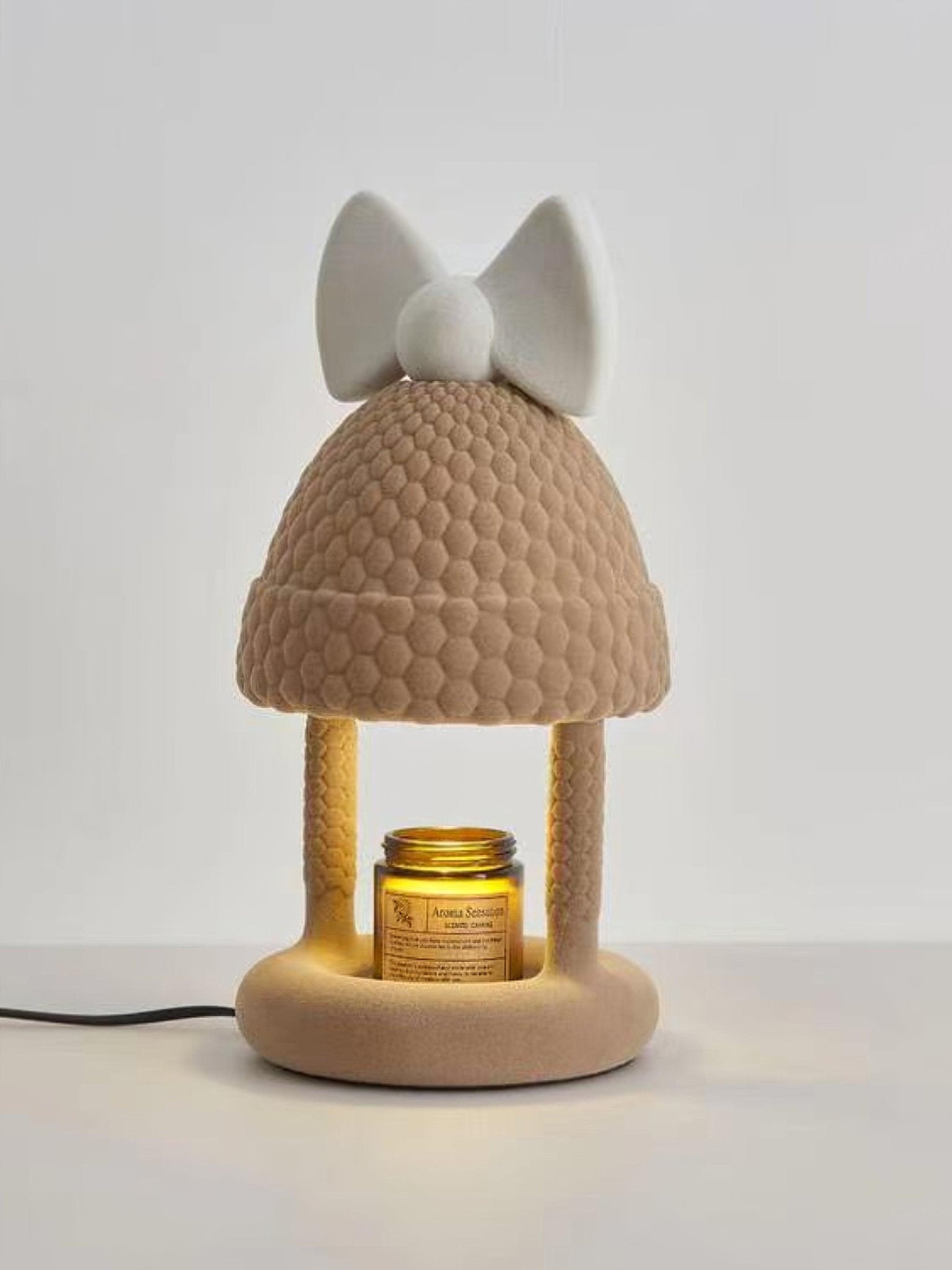 bow-tie-hat-table-lamp-anzaz-Red & White-8