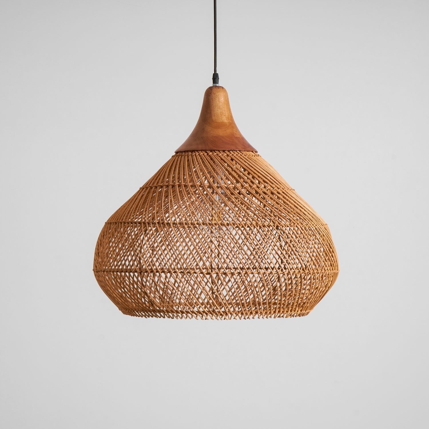 braided-rattan-pendant-lamp-anzaz--90