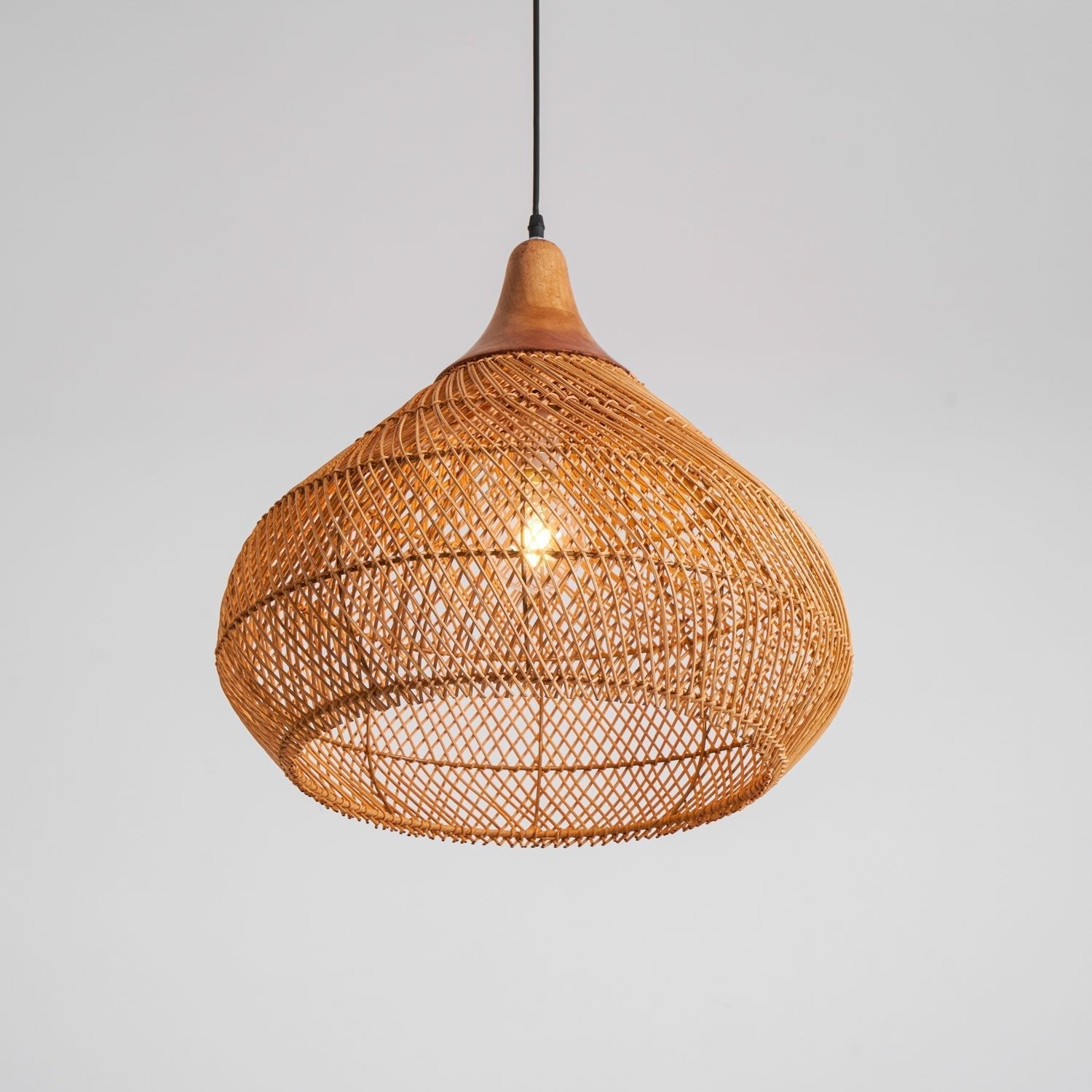 braided-rattan-pendant-lamp-anzaz--87