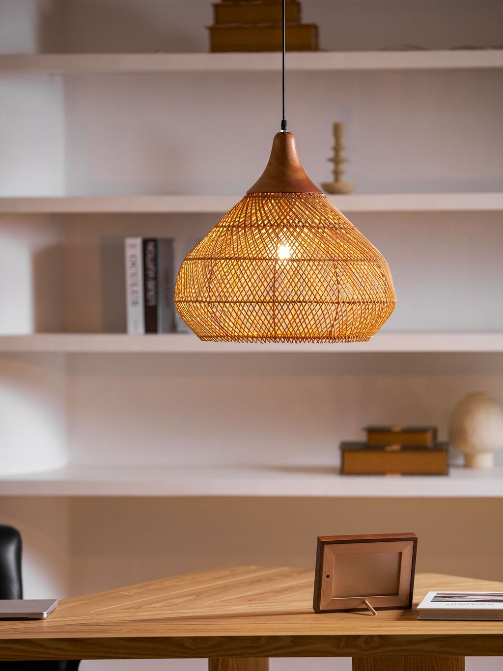 braided-rattan-pendant-lamp-anzaz-Natural wood & Black rattan-15