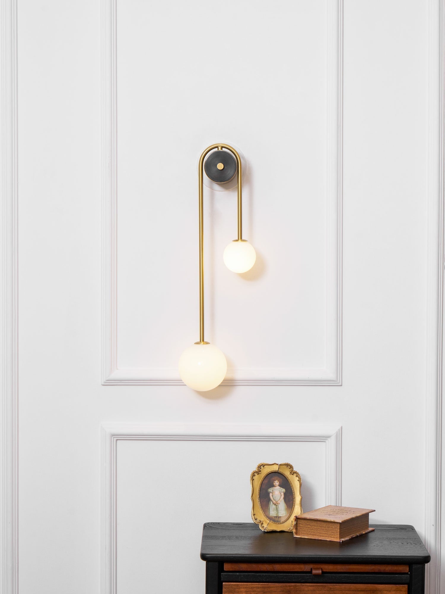 brass-arc-wall-light-anzaz--25