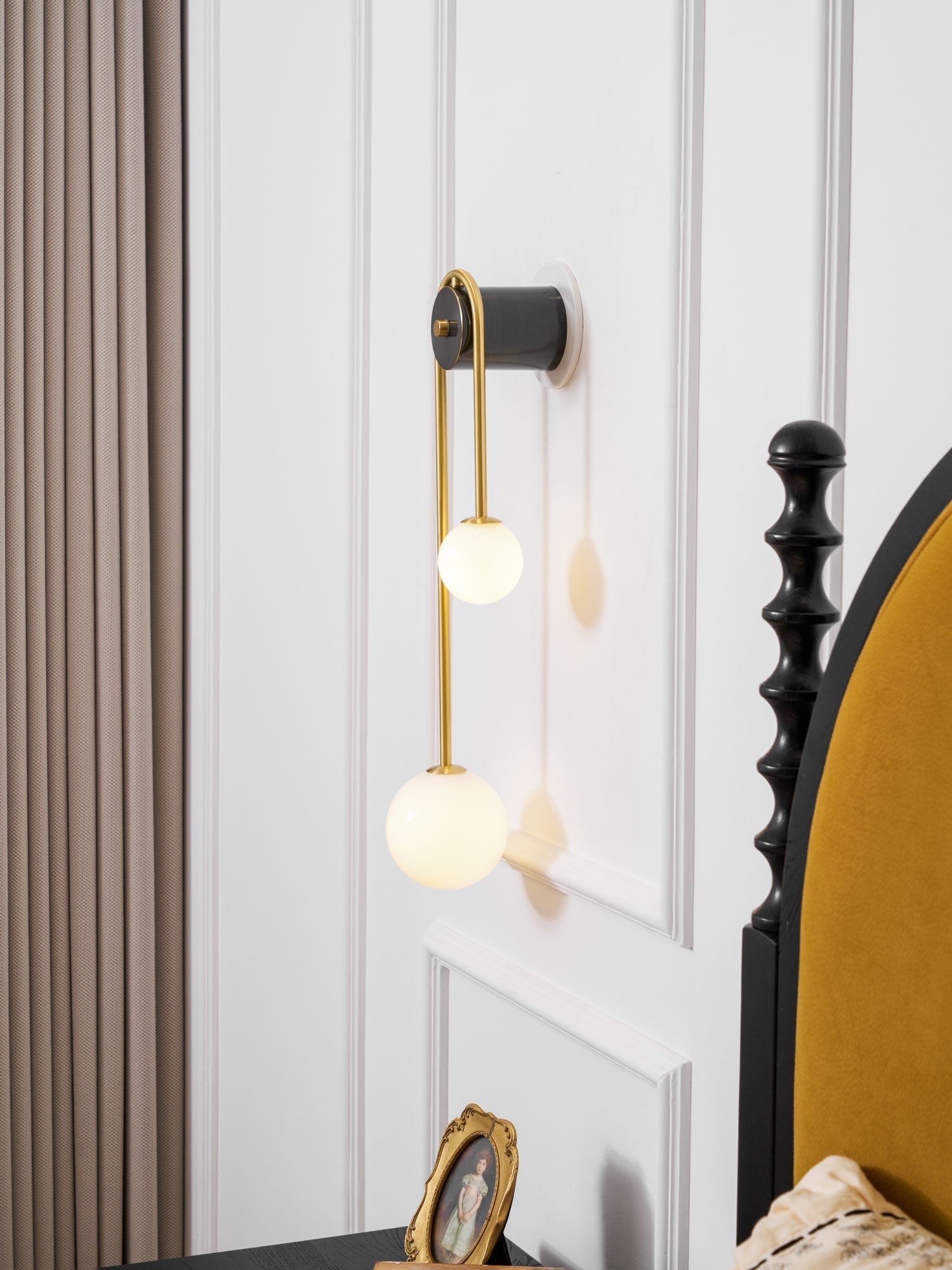brass-arc-wall-light-anzaz--27