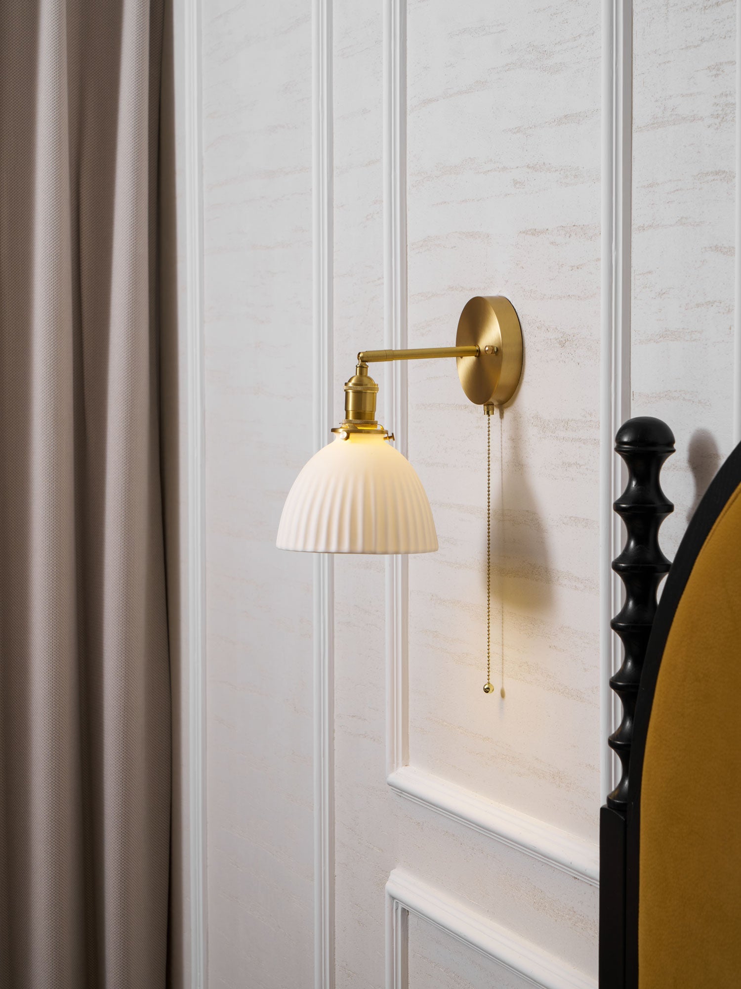 brass-pleated-ceramic-wall-lamp-anzaz--30