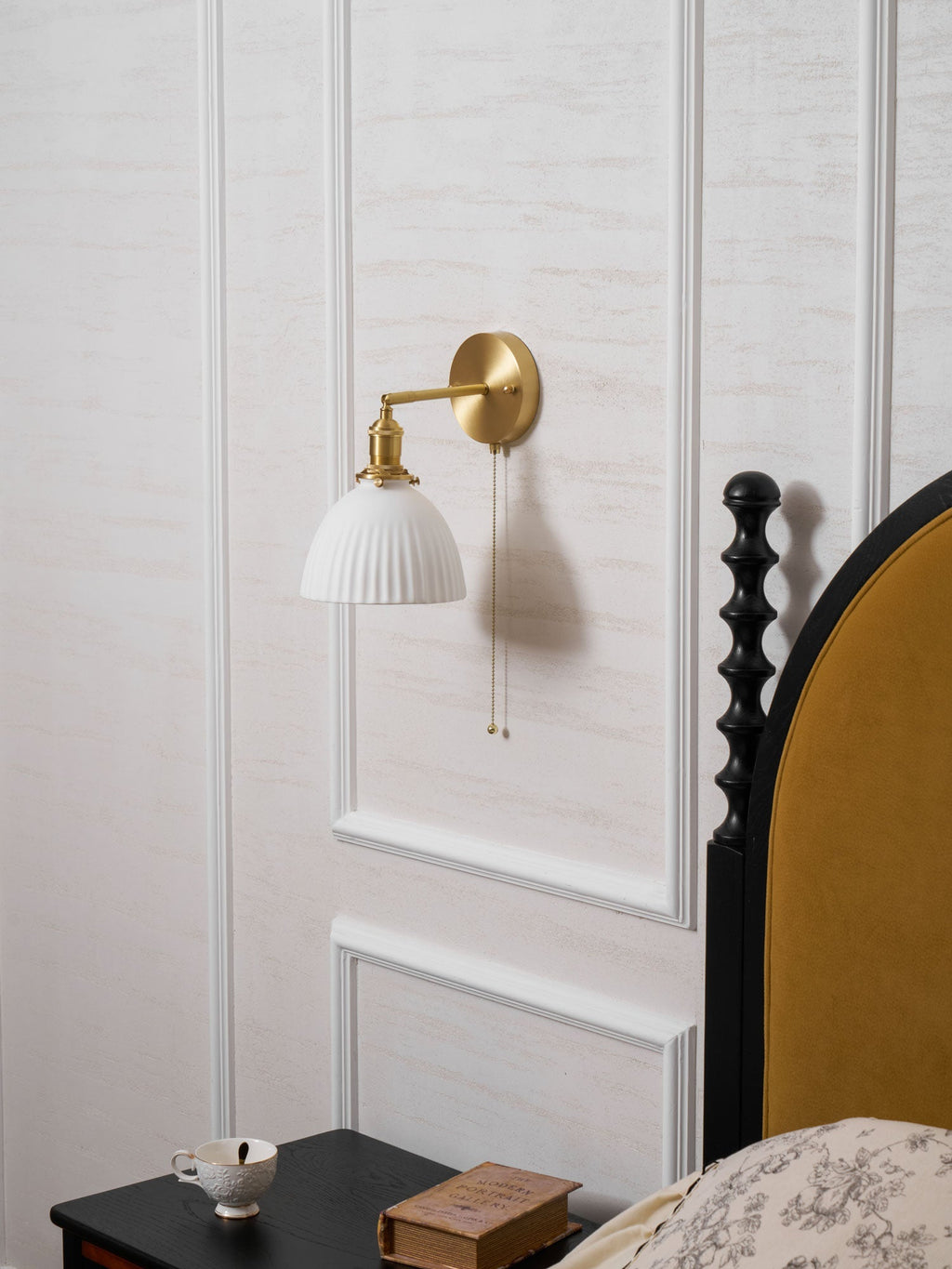 brass-pleated-ceramic-wall-lamp-anzaz--33