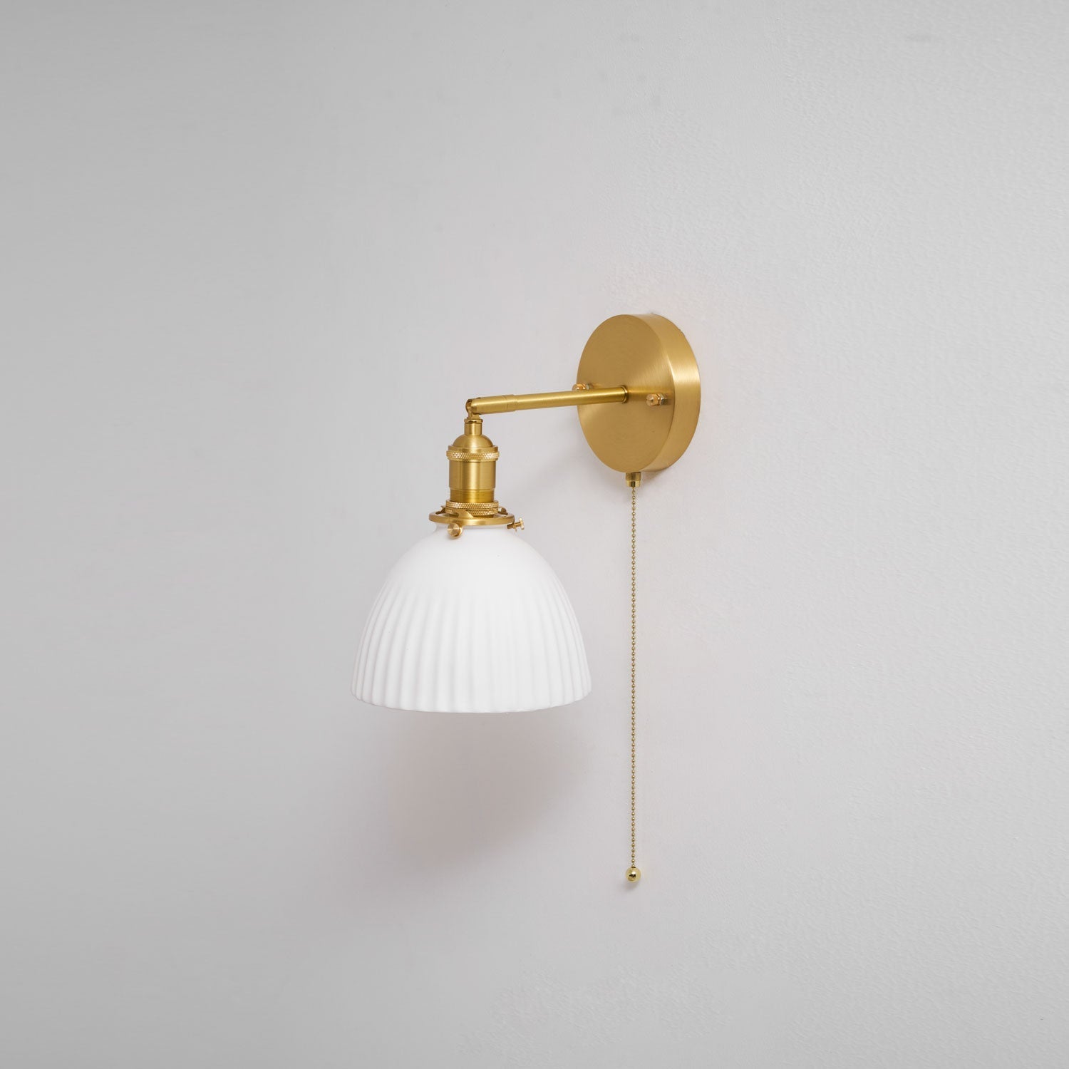 brass-pleated-ceramic-wall-lamp-anzaz--39