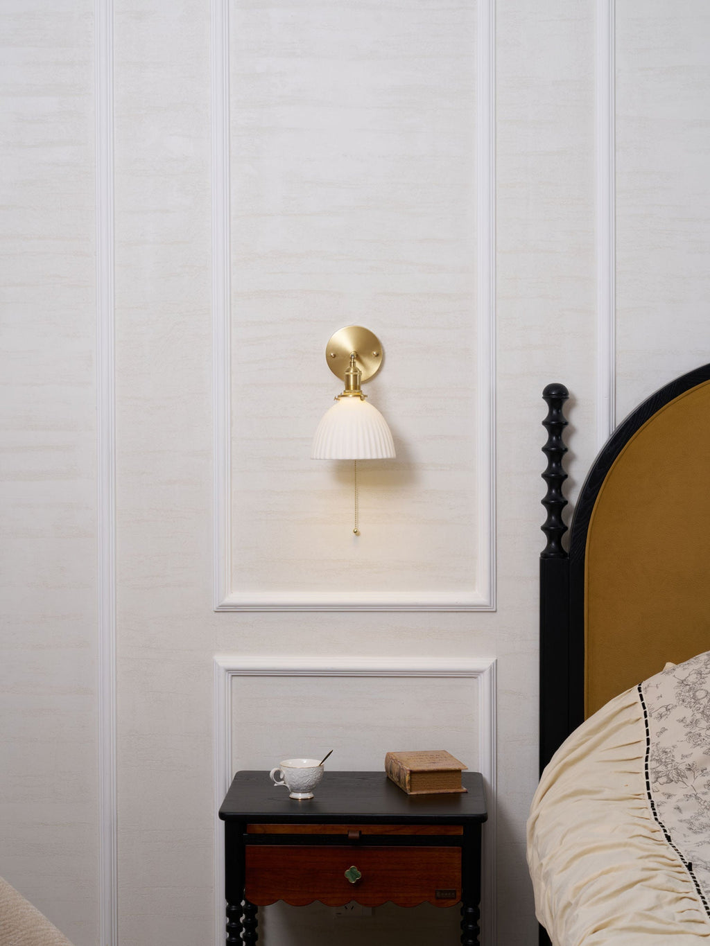 brass-pleated-ceramic-wall-lamp-anzaz--41
