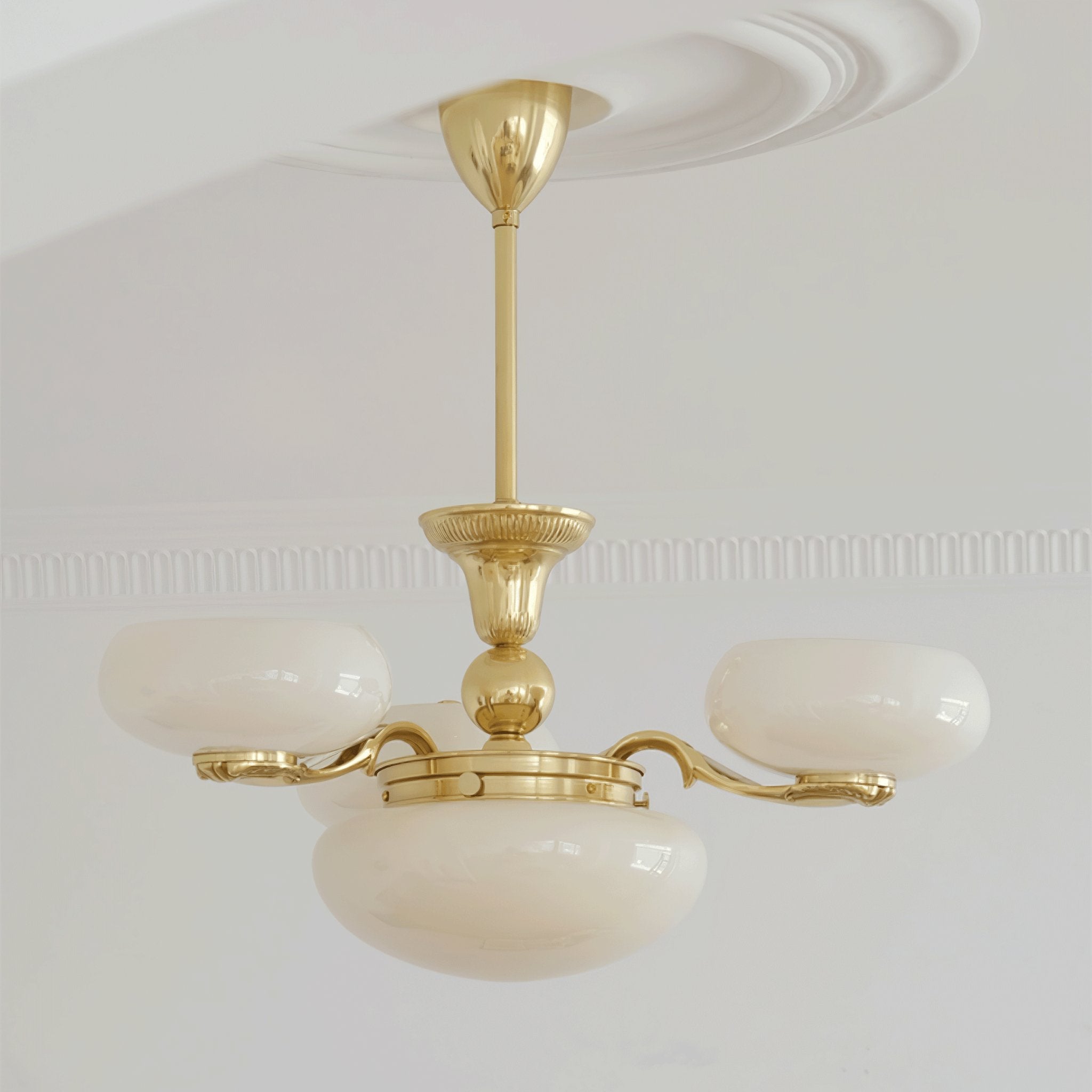 brass-radiance-orb-chandelier-anzaz--15