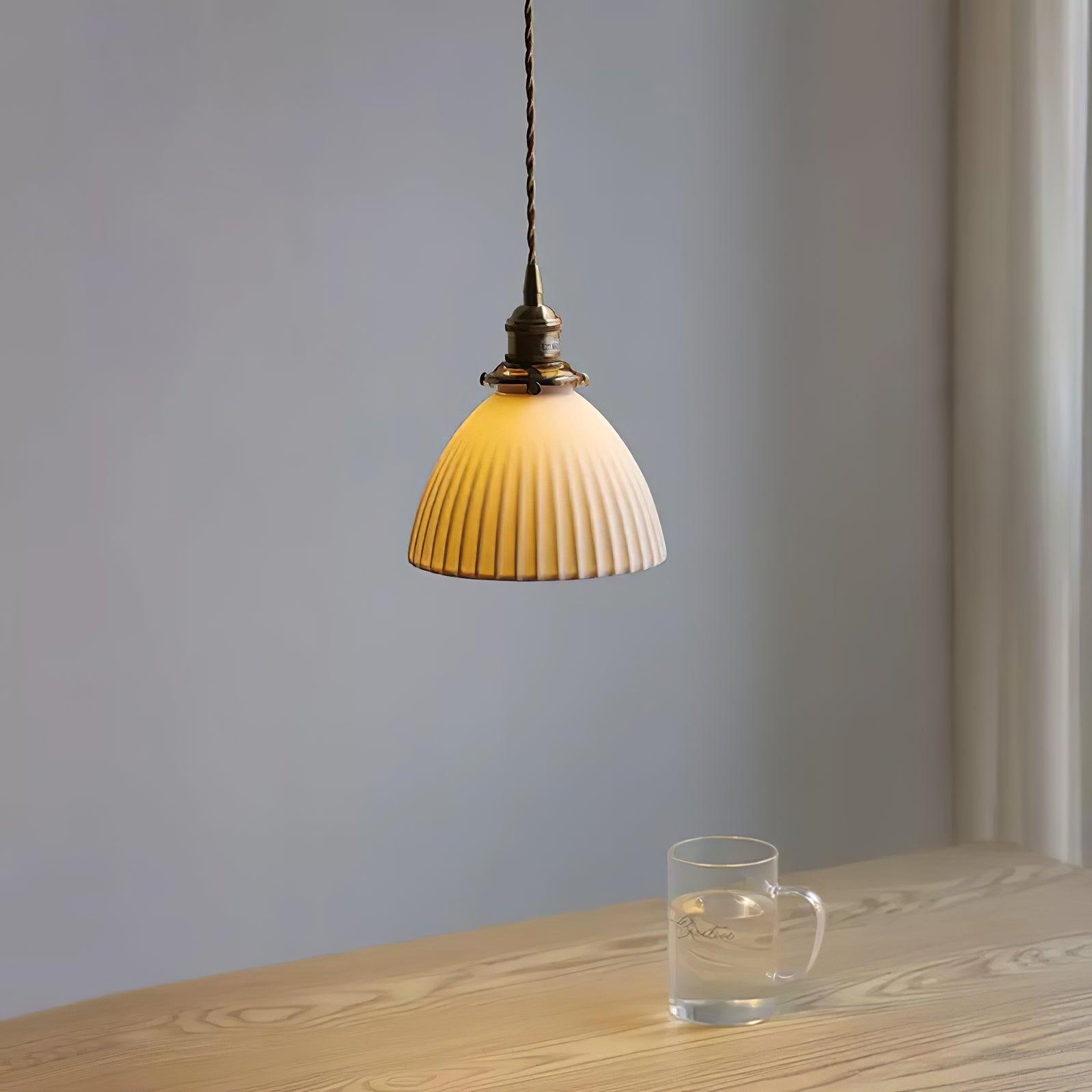 brass-pleated-ceramic-pendant-lamp-anzaz--10