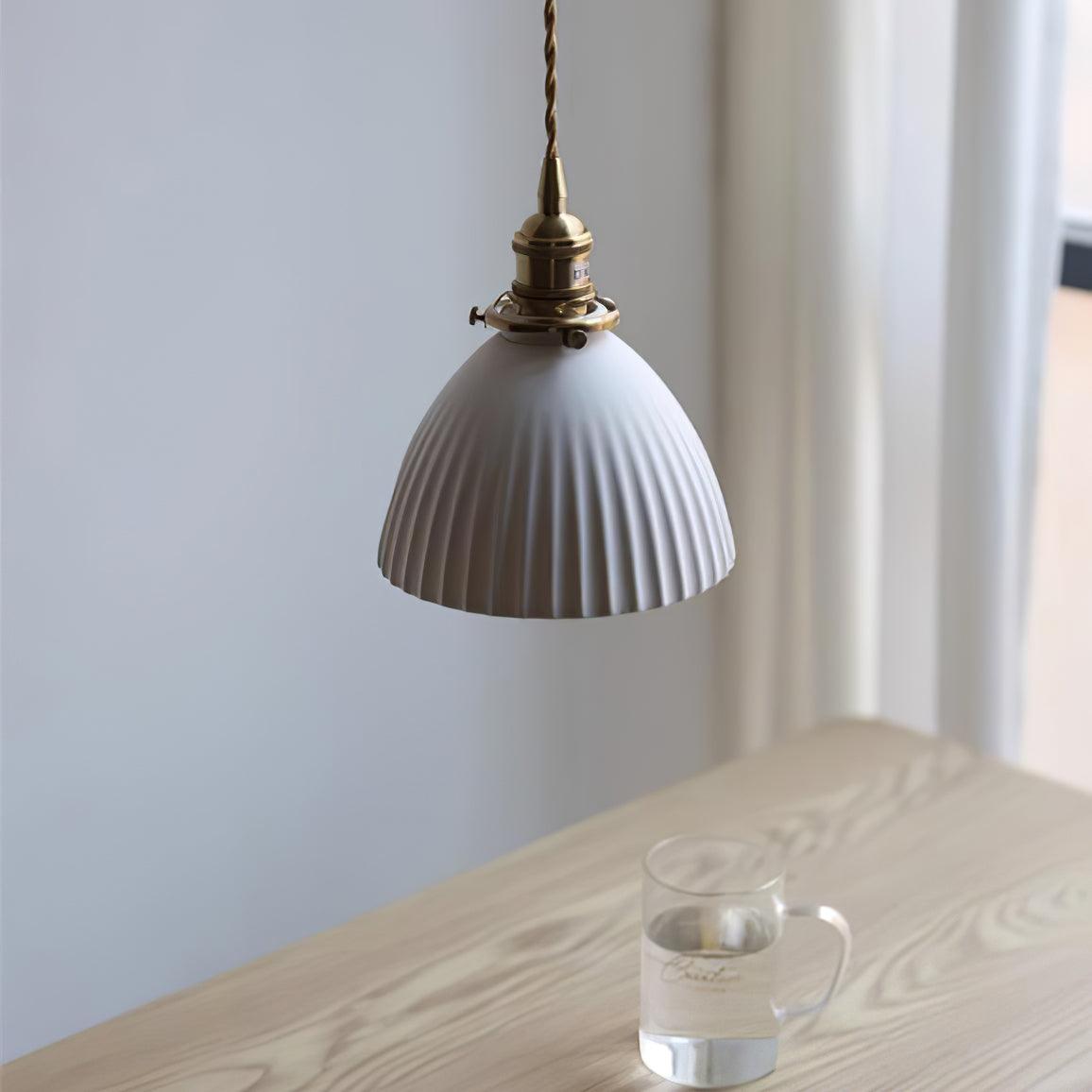 brass-pleated-ceramic-pendant-lamp-anzaz--13