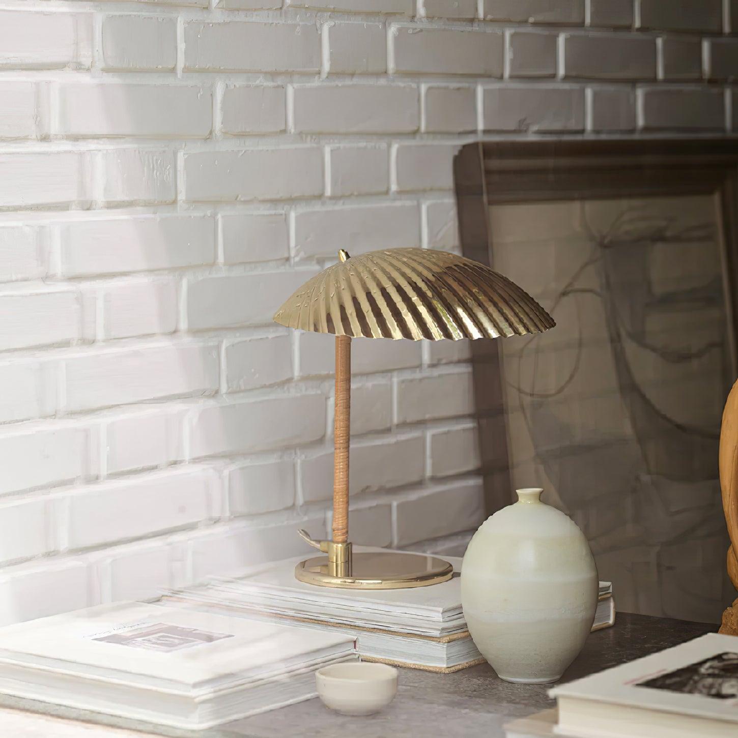 brass-shell-table-lamp-anzaz--25
