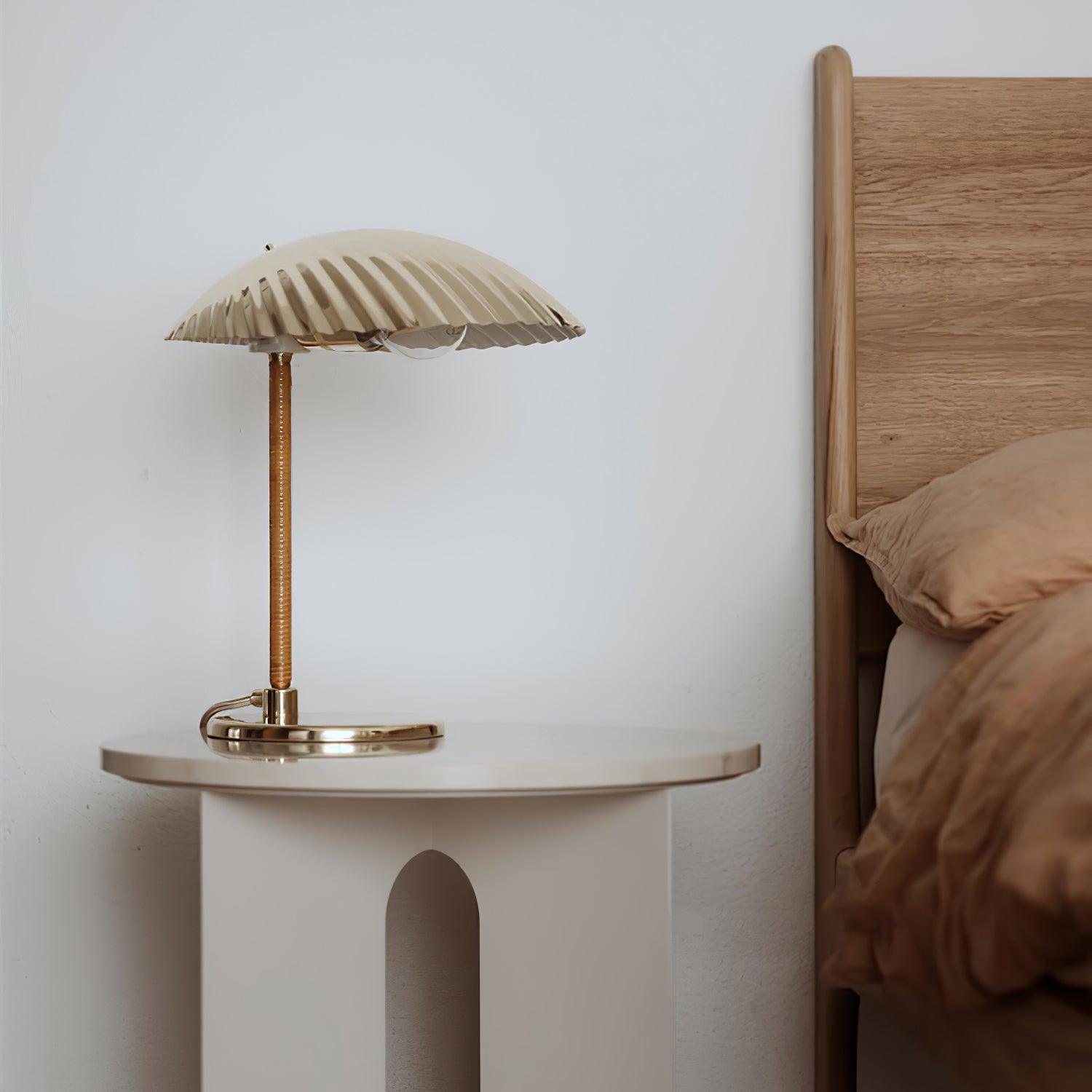 brass-shell-table-lamp-anzaz--27