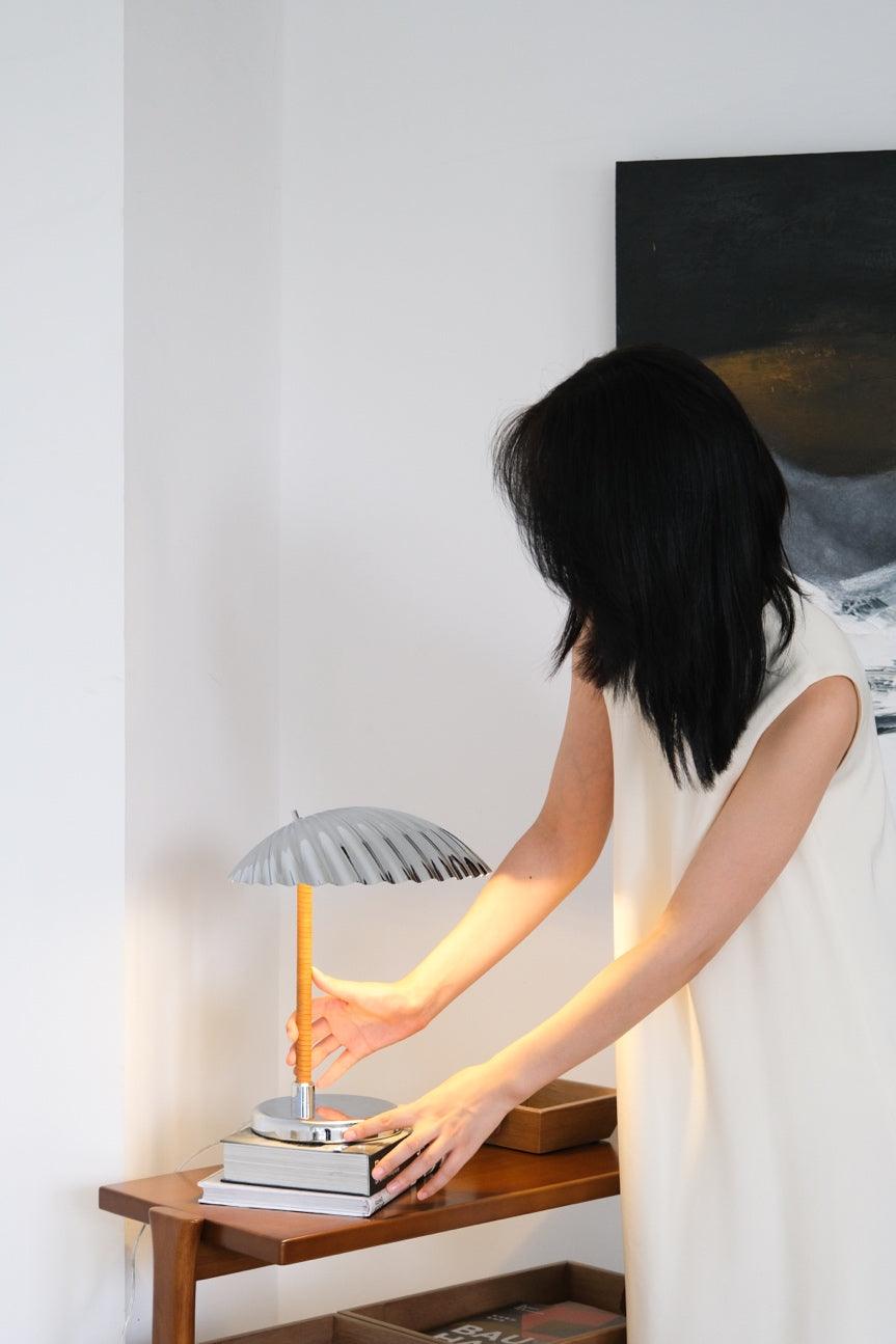 brass-shell-table-lamp-anzaz--45