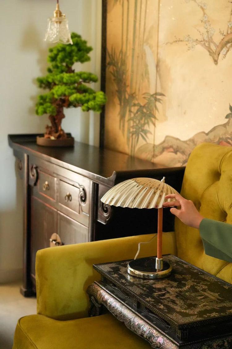 brass-shell-table-lamp-anzaz--51