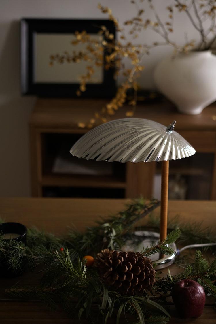brass-shell-table-lamp-anzaz--56