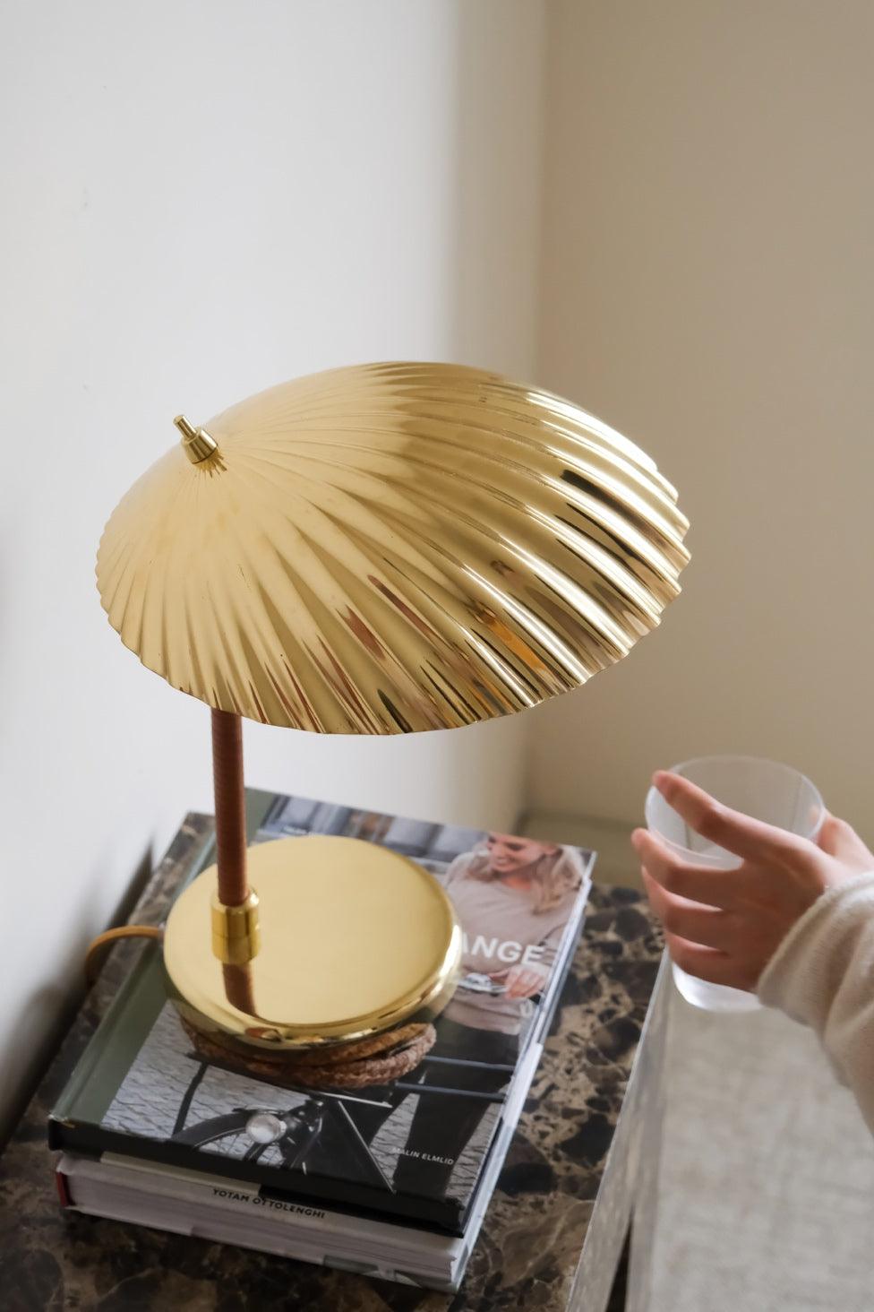 brass-shell-table-lamp-anzaz--57