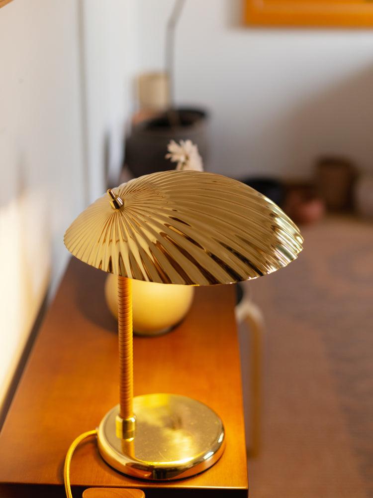 brass-shell-table-lamp-anzaz--60