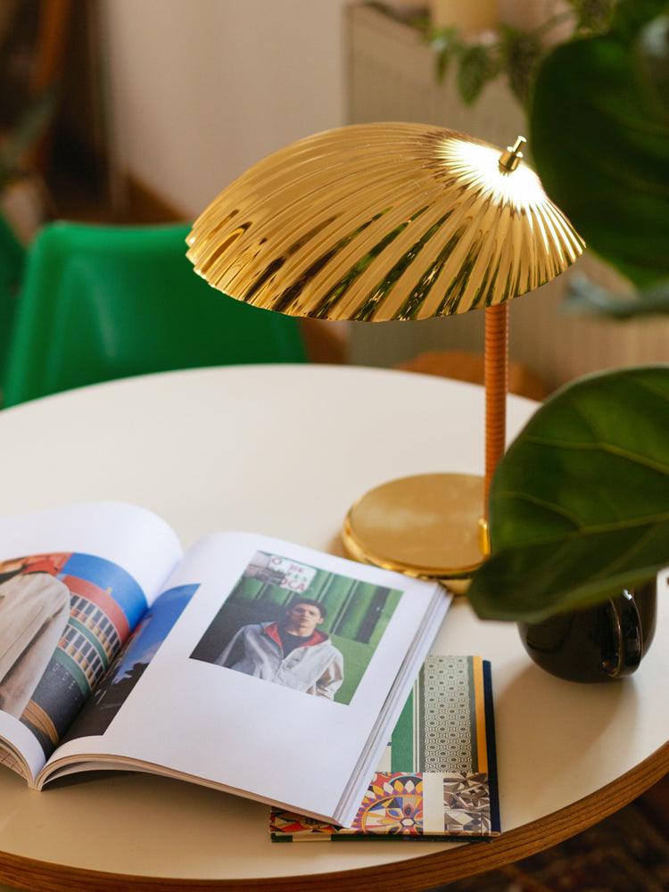 brass-shell-table-lamp-anzaz--65