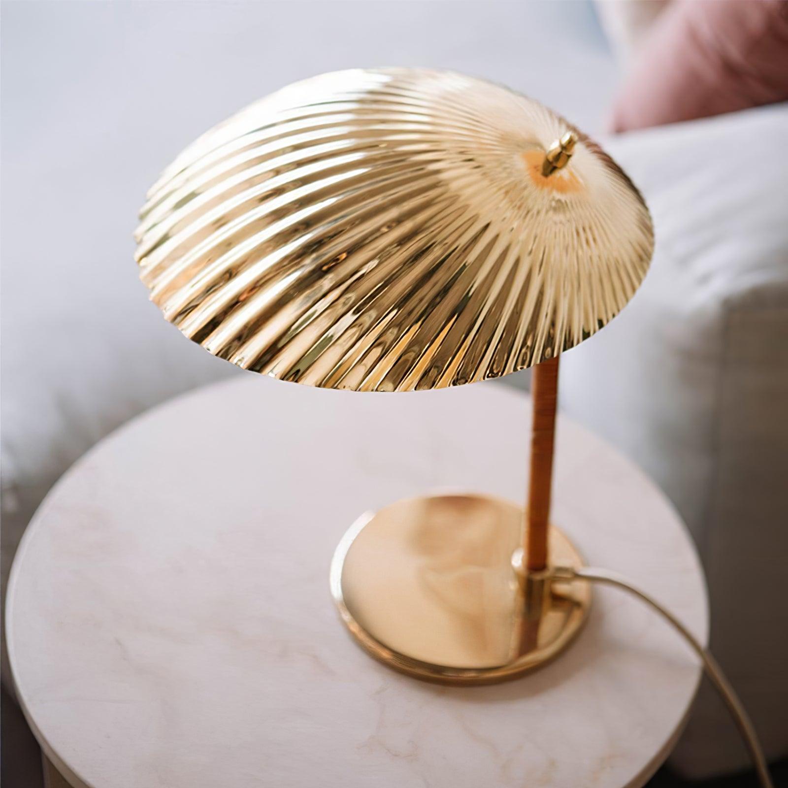 brass-shell-table-lamp-anzaz--12