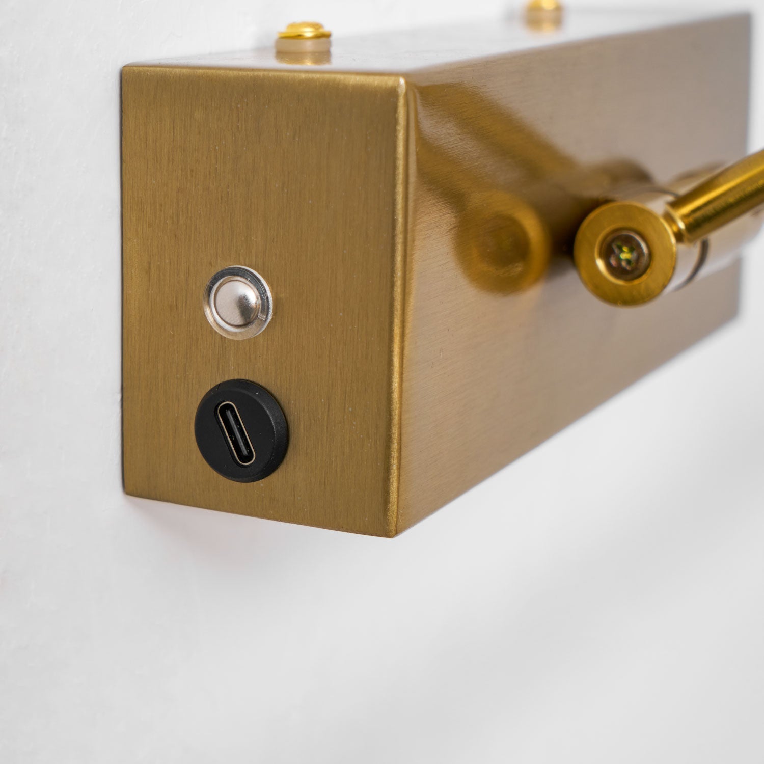 brillan-frame-wall-light-anzaz--32
