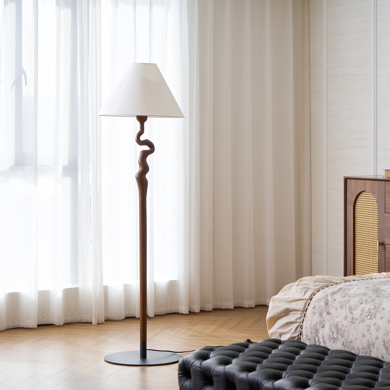 serpentine-twist-floor-lamp-anzaz--44
