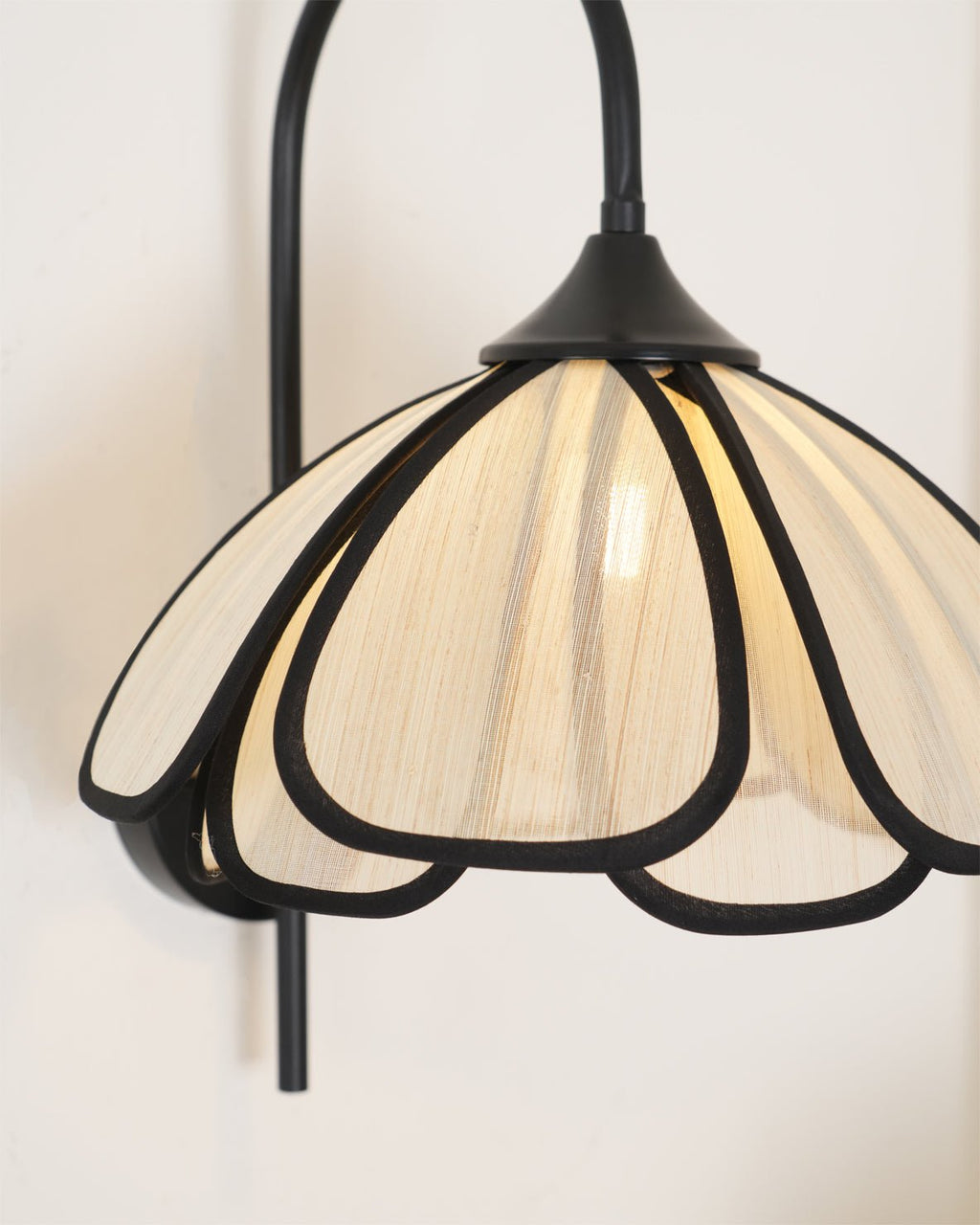 burnt-petal-wall-lamp-anzaz--22
