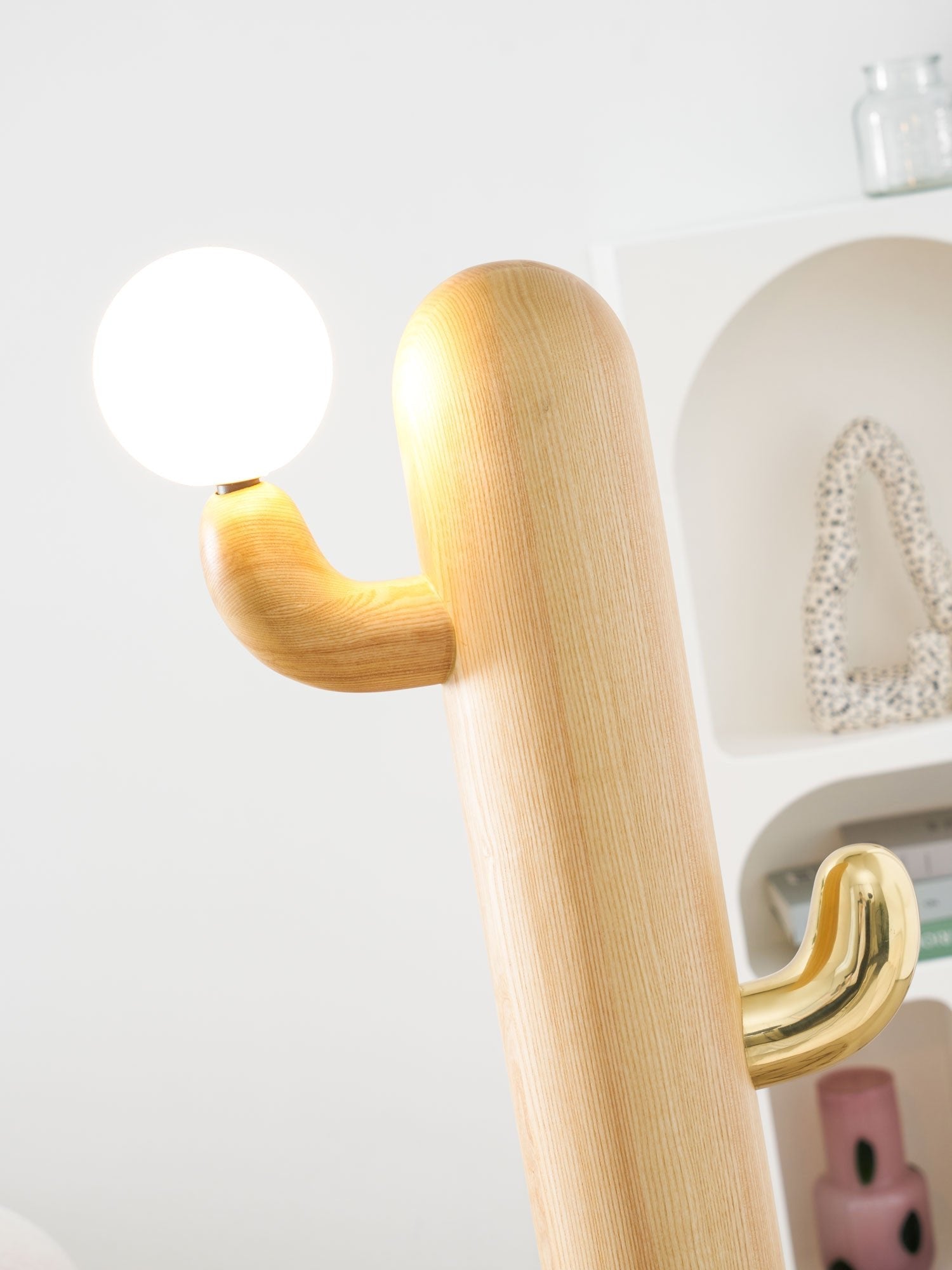 cactus-wood-floor-lamp-anzaz--54