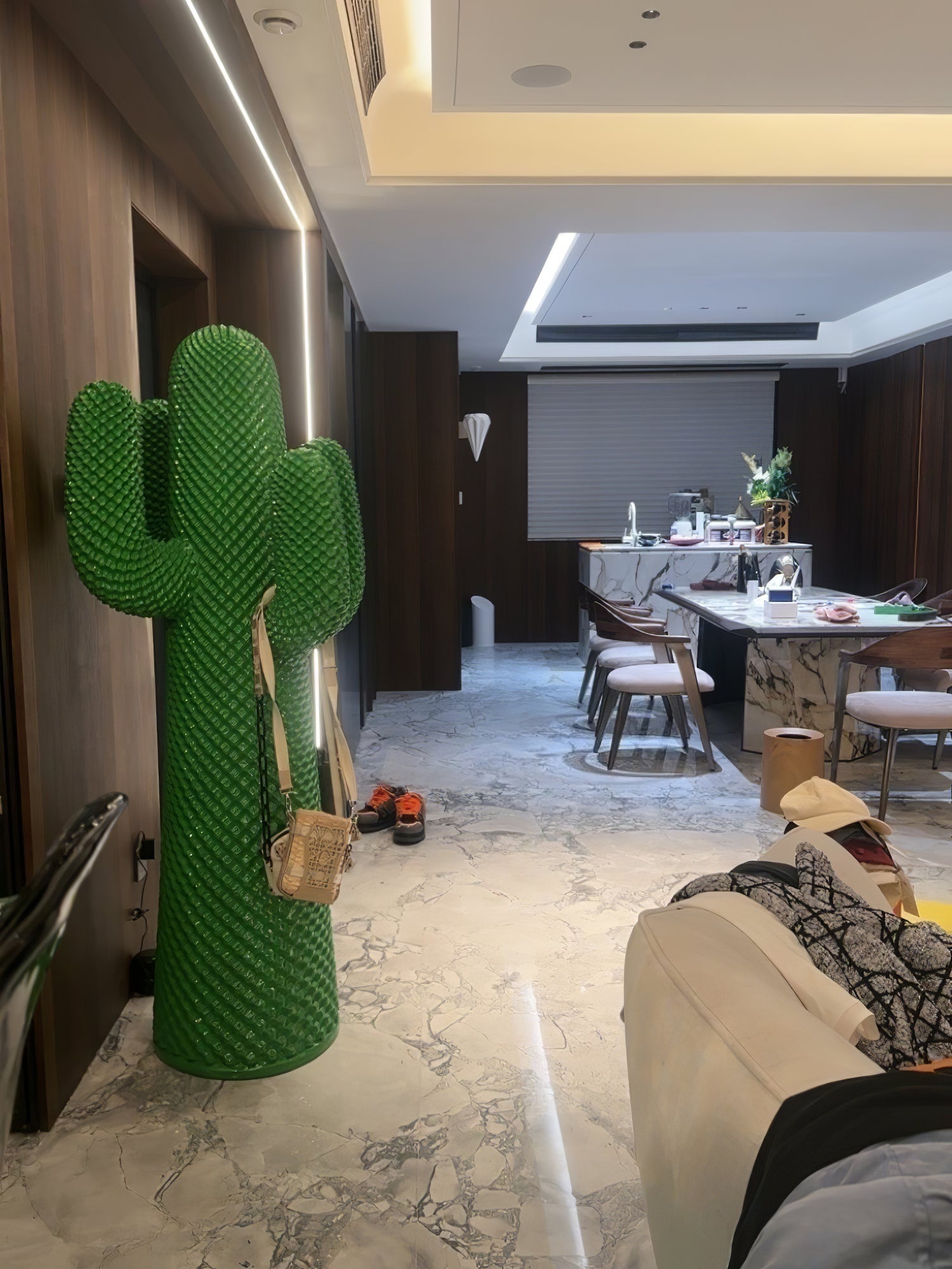 mello-sculptural-cactus-coat-rack-anzaz--61