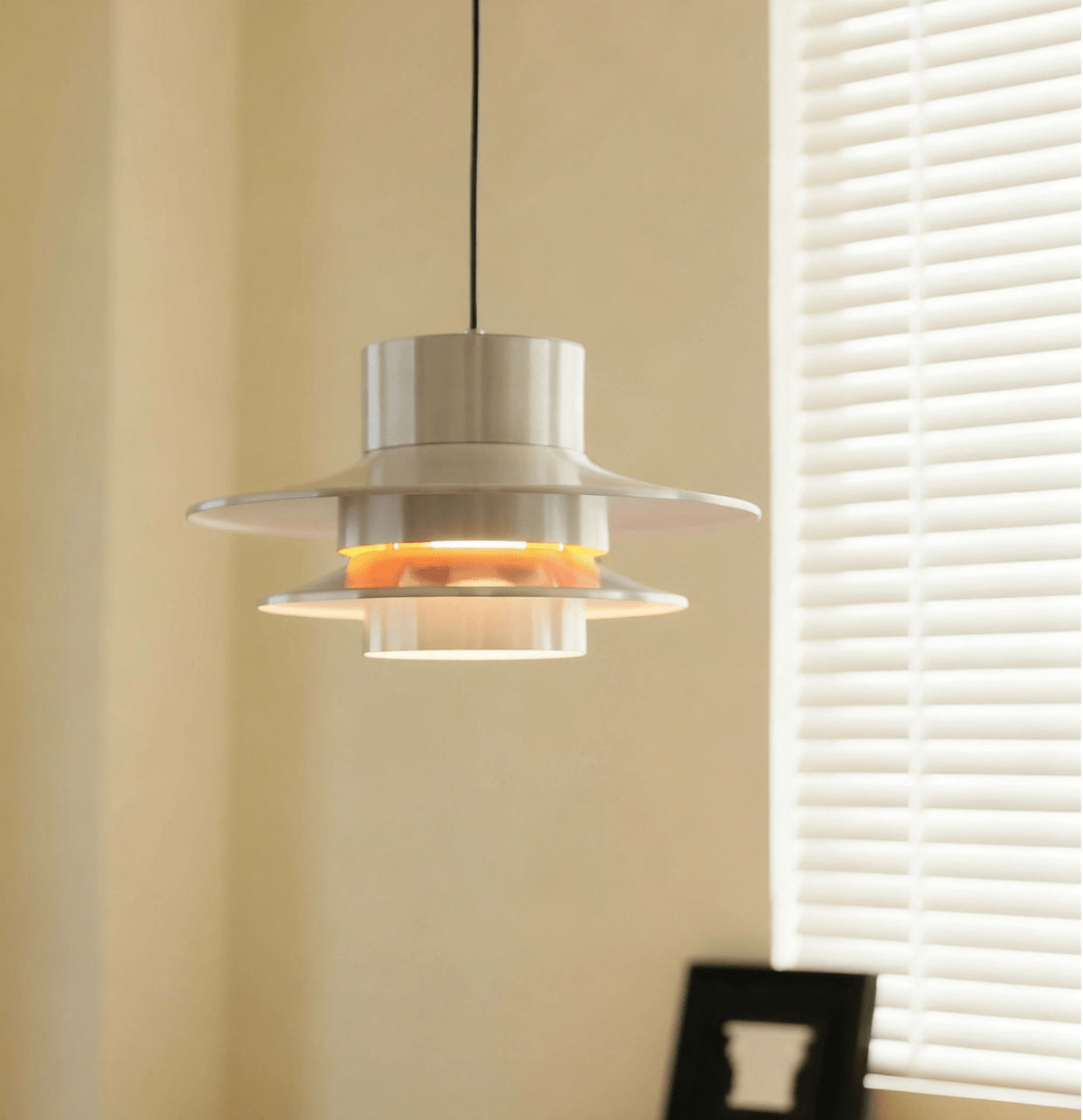 caelith-chrome-pendant-light-anzaz--2