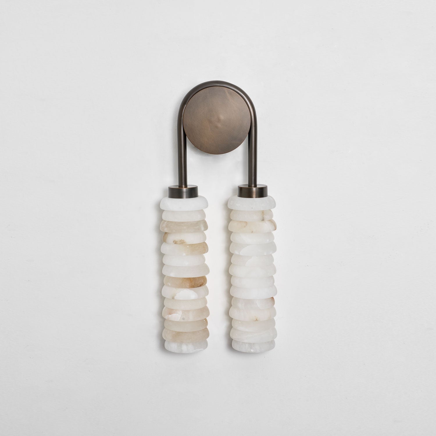 calla-ribbed-sconce-anzaz--65