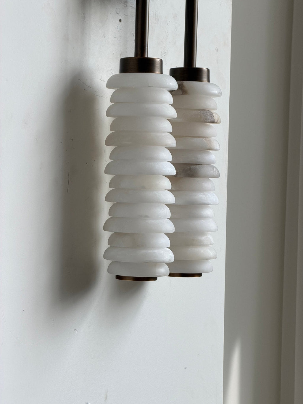 calla-ribbed-sconce-anzaz--44