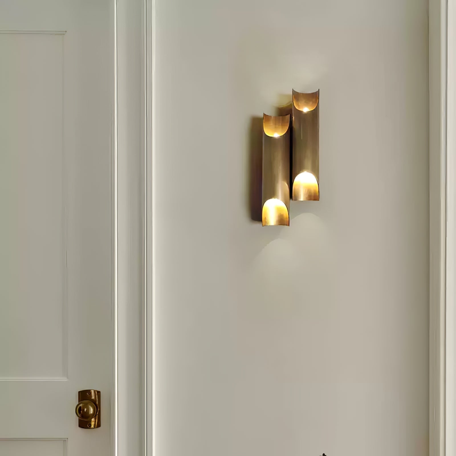callahan-brass-wall-lamp-anzaz--3