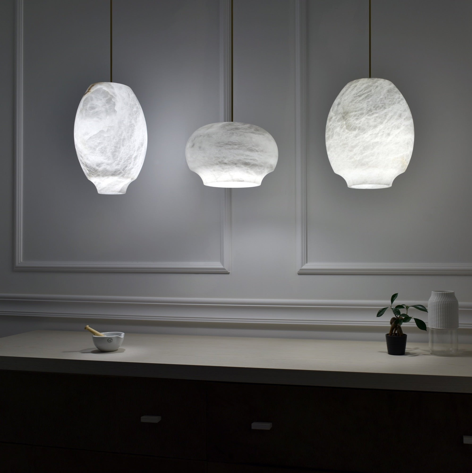 camille-alabaster-pendant-lamp-anzaz--6