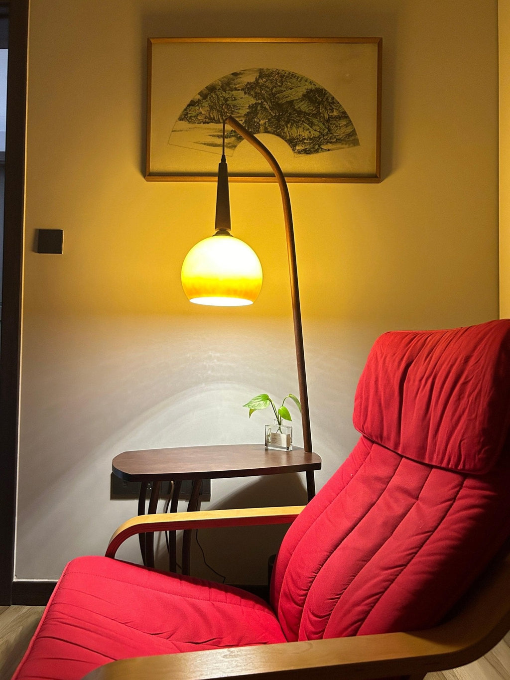 cantilever-wood-accent-floor-lamp-anzaz--12