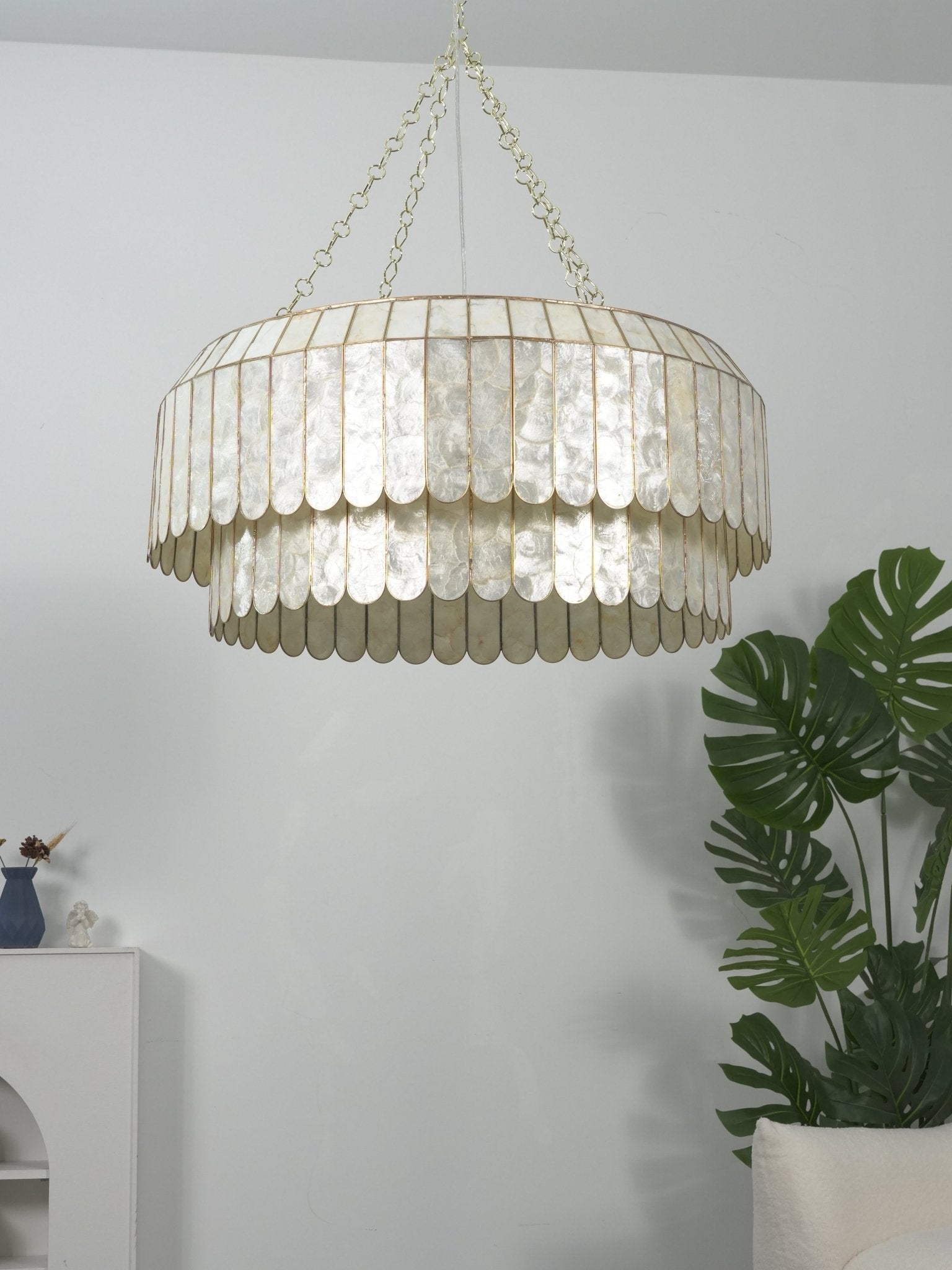 capiz-aurelia-chandelier-anzaz--21