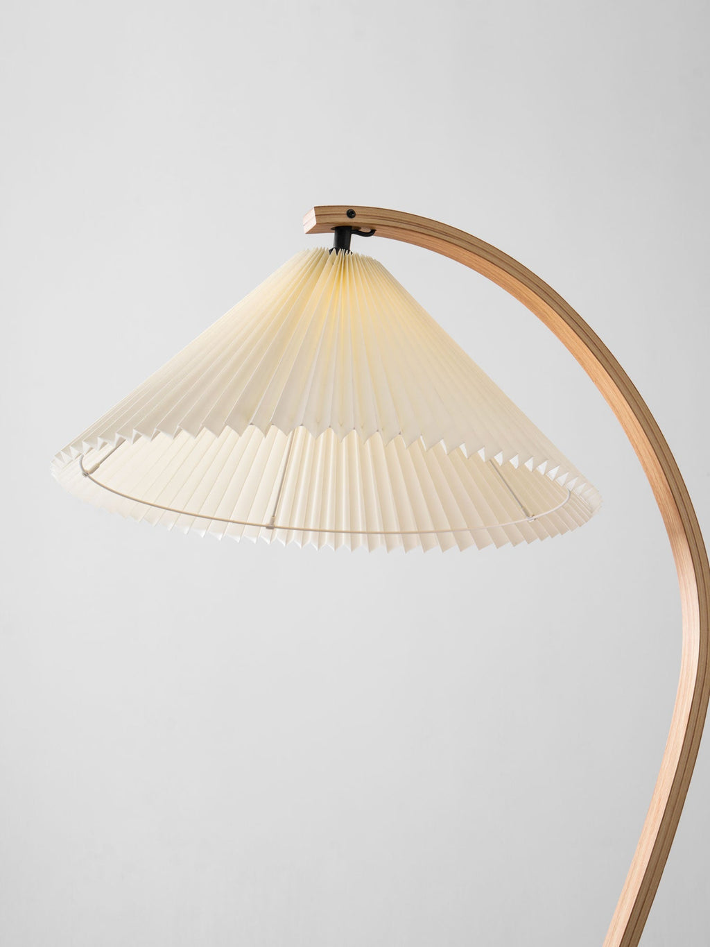 caprani-floor-lamp-anzaz--131