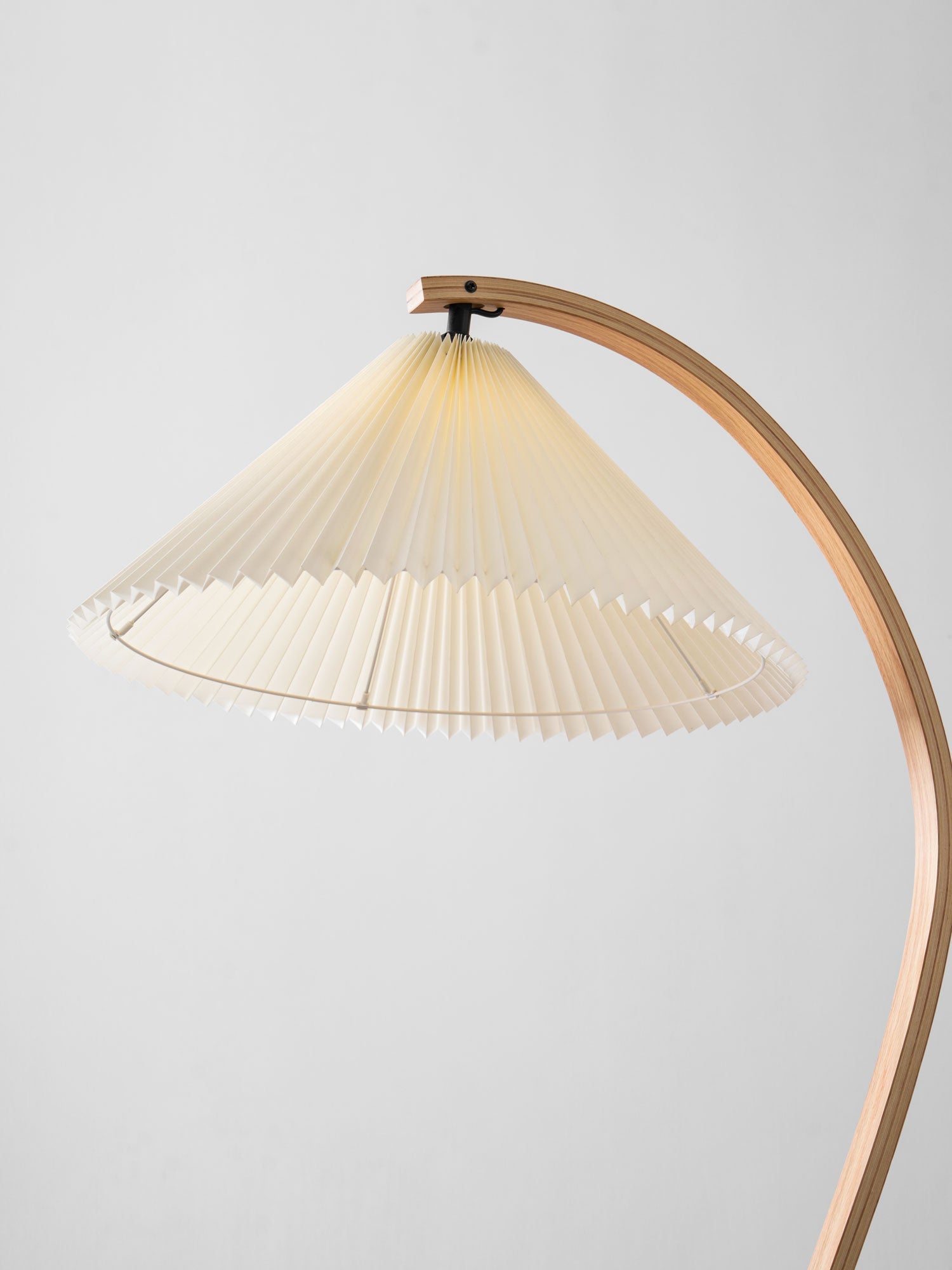 caprani-floor-lamp-anzaz--131