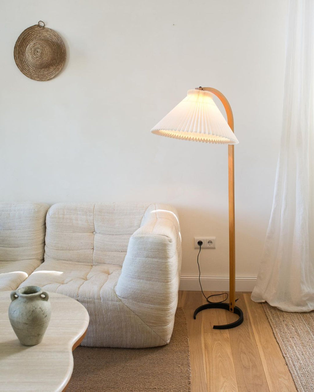 caprani-floor-lamp-anzaz--73