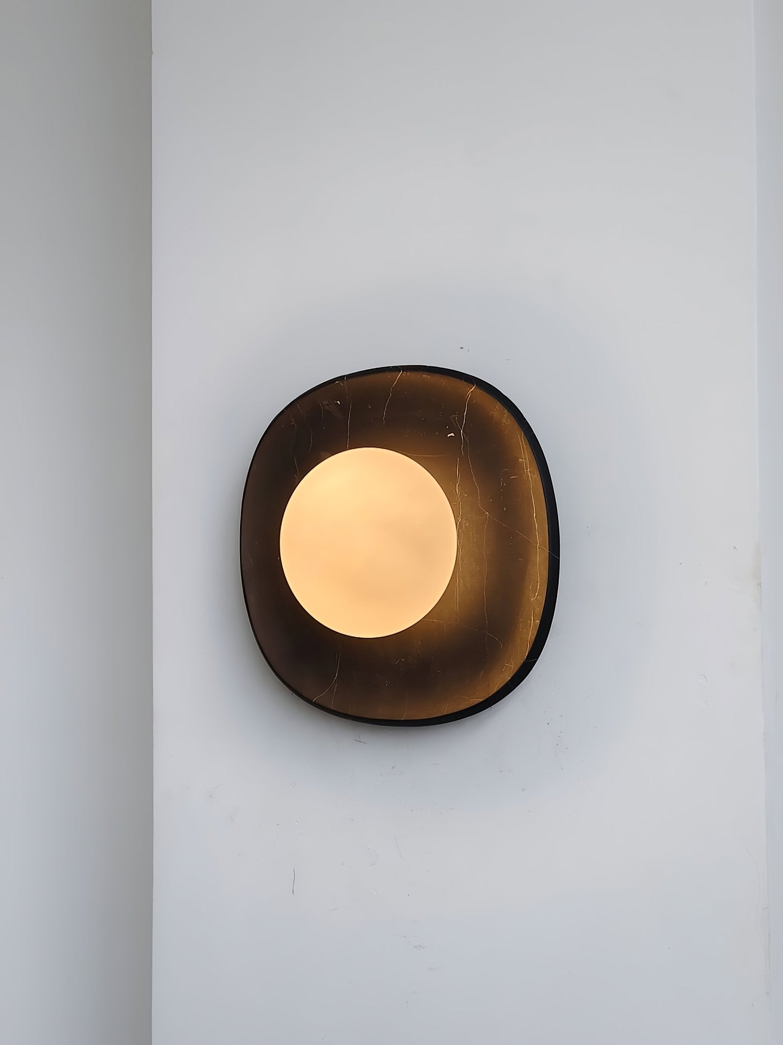 carrara-cusp-sconce-anzaz--13